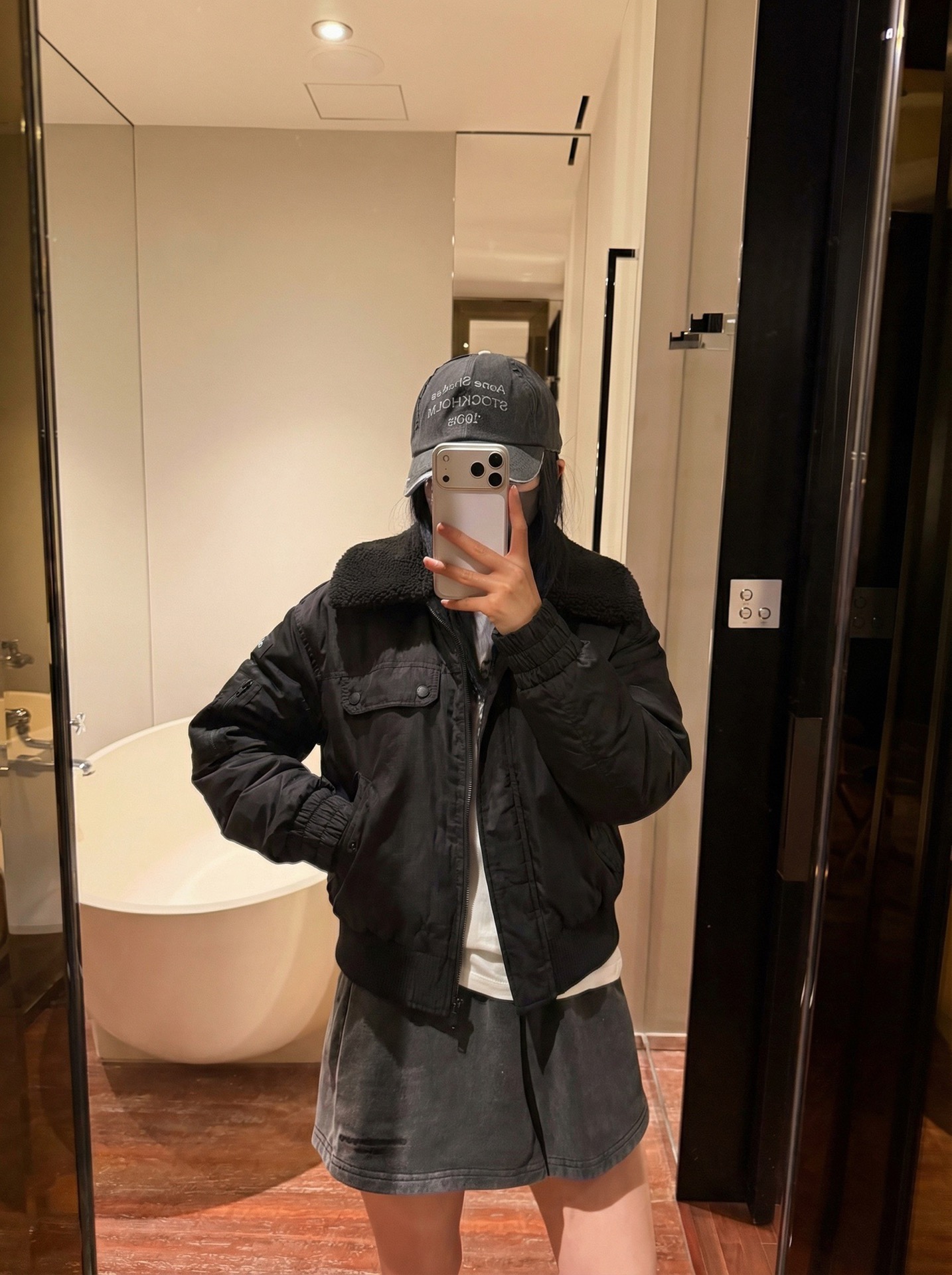 _dhb9sTBB0oZ-mDcznW_J_bNiBWeEl9oKzLzEPtQ