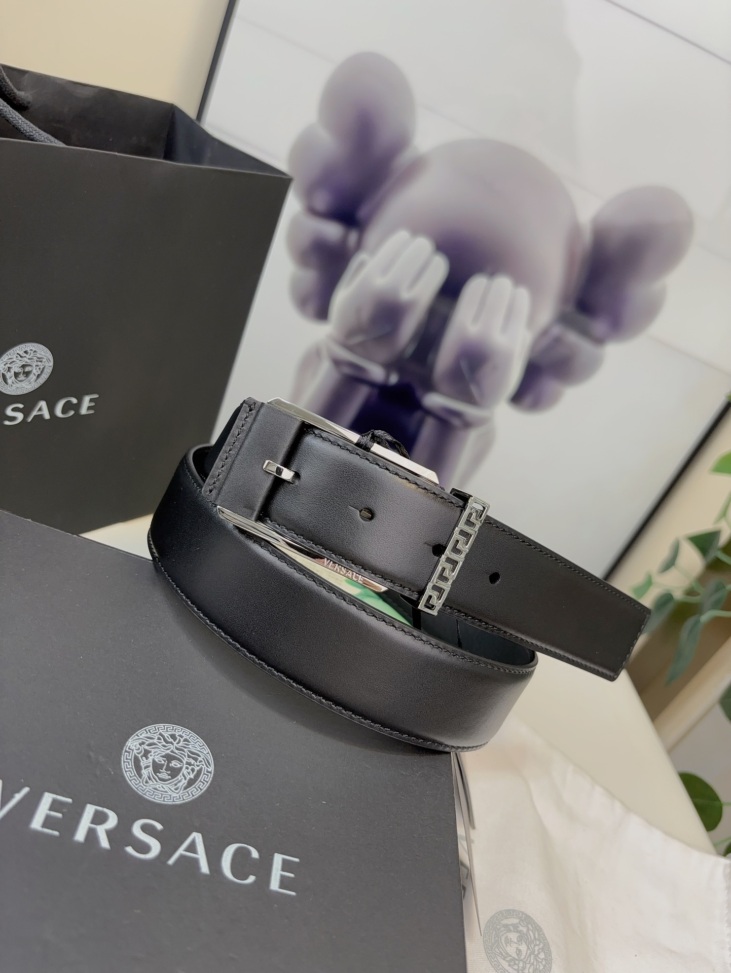 [Versace Belts]Leather 240 Versace This classic belt is made of soft calfskin