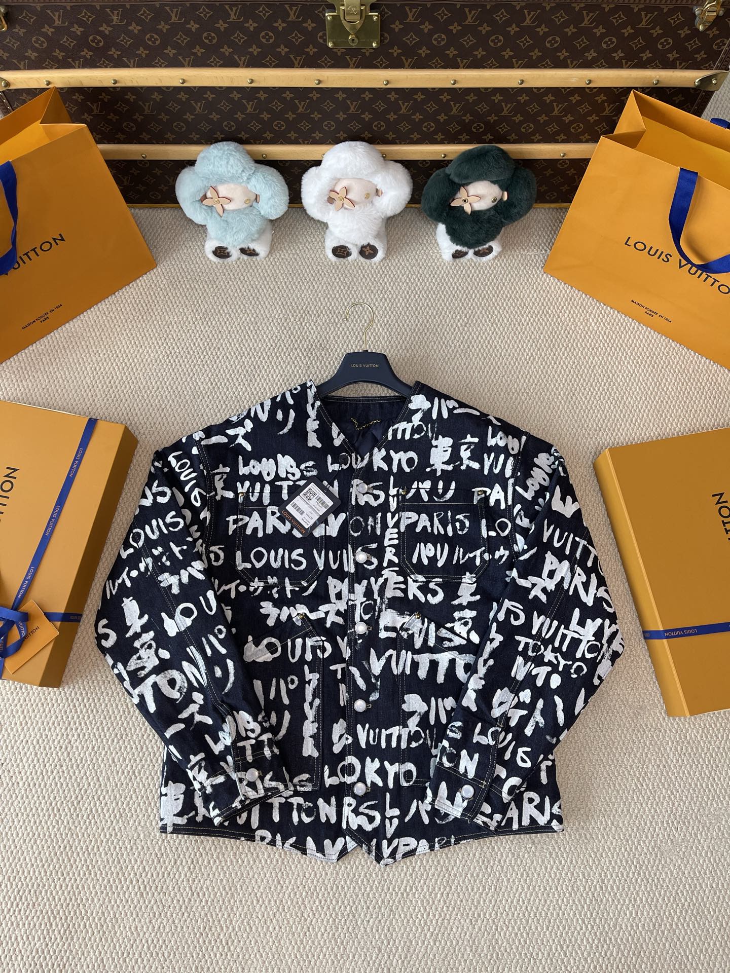 NO:638470,Louis Vuitton's exclusive original development only makes top-quality products, truly few and far between, and truly achieves the ultimate luxury. All fabrics, accessories, and hardware are exclusively molded and customized, truly 1:1 top-quality shipments. Code number: 46 48 50 52, Louis Vuitton-clothing, louis vuitton, louis vuitton, alexander wang19860909Louis Vuitton独家原版开发只做顶级真正少而又少的货真正做到顶奢 所有面料 辅料 五金 独家开模定制而成,真正1:1顶级出货 码数: 46 48 50 52,路易威登-服装,louis vuitton,louis vuitton,alexander wang,Women's clothing