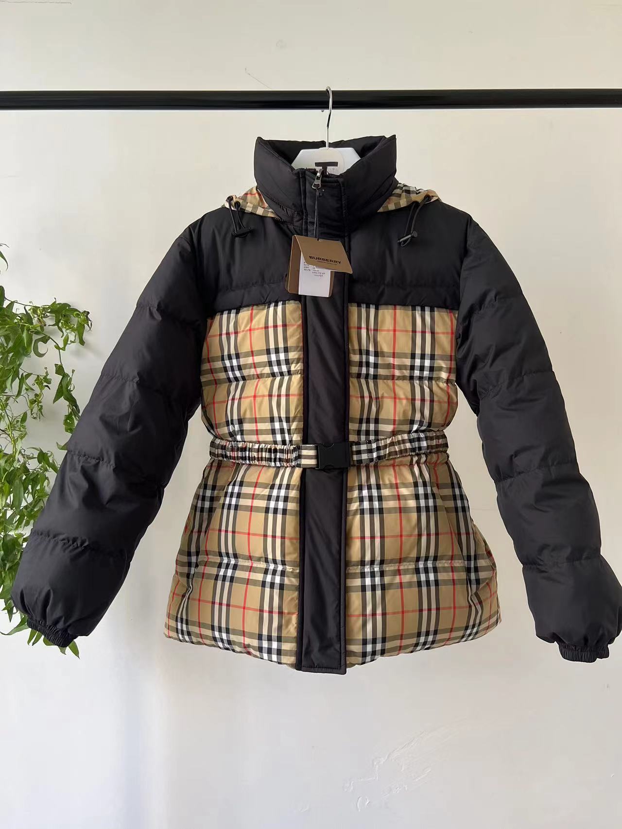 Replica
 Burberry Clothing Coats & Jackets Down Jacket Splicing