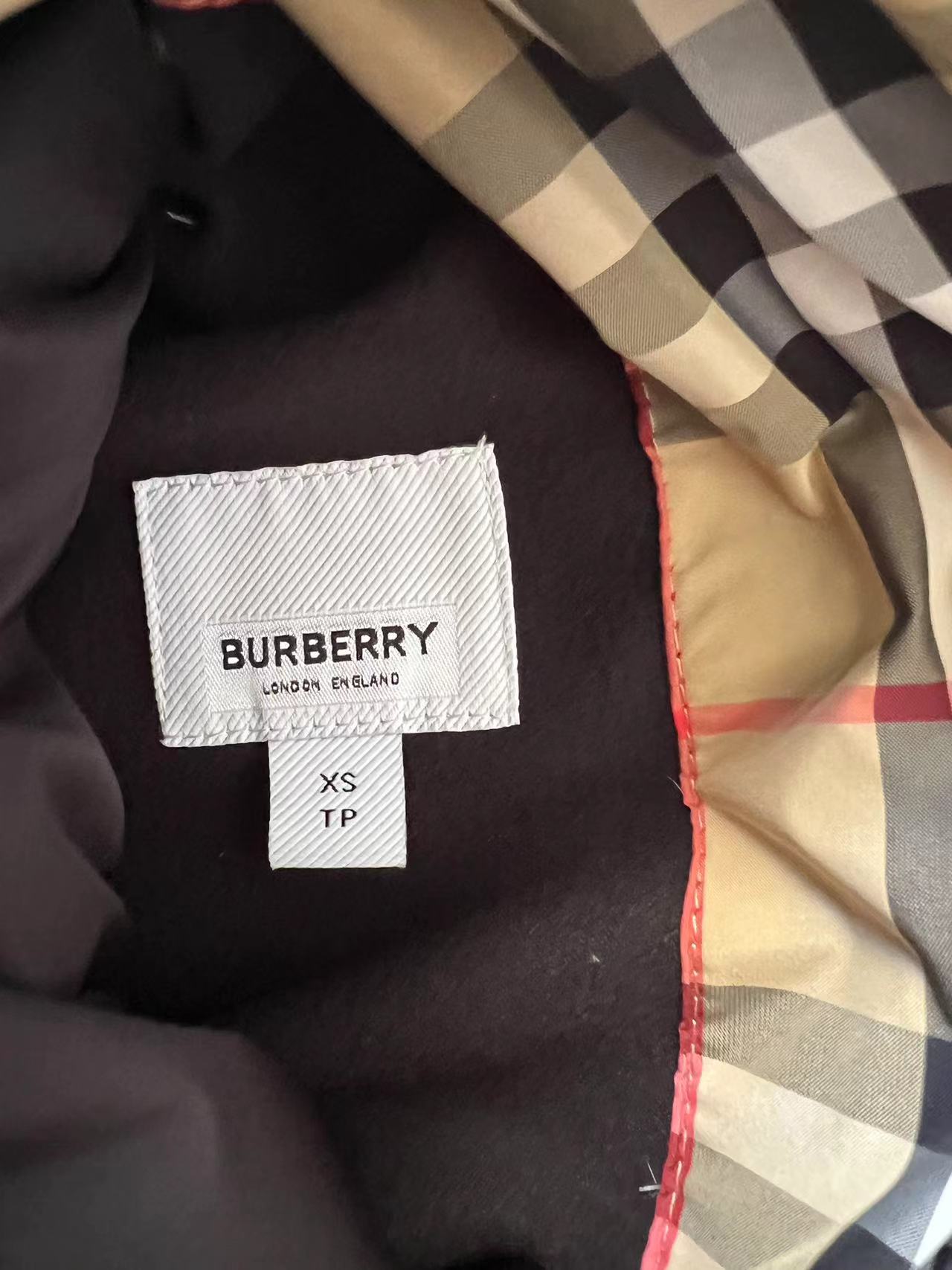 Burberry Vêtements Veste En Duvet Femmes