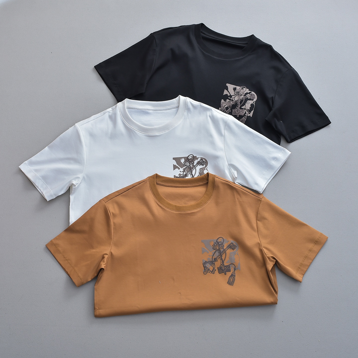 High-Quality Silk T-Shirts with Cotton Prints: Post-Sale Support for Synchronized Network - 图片 5