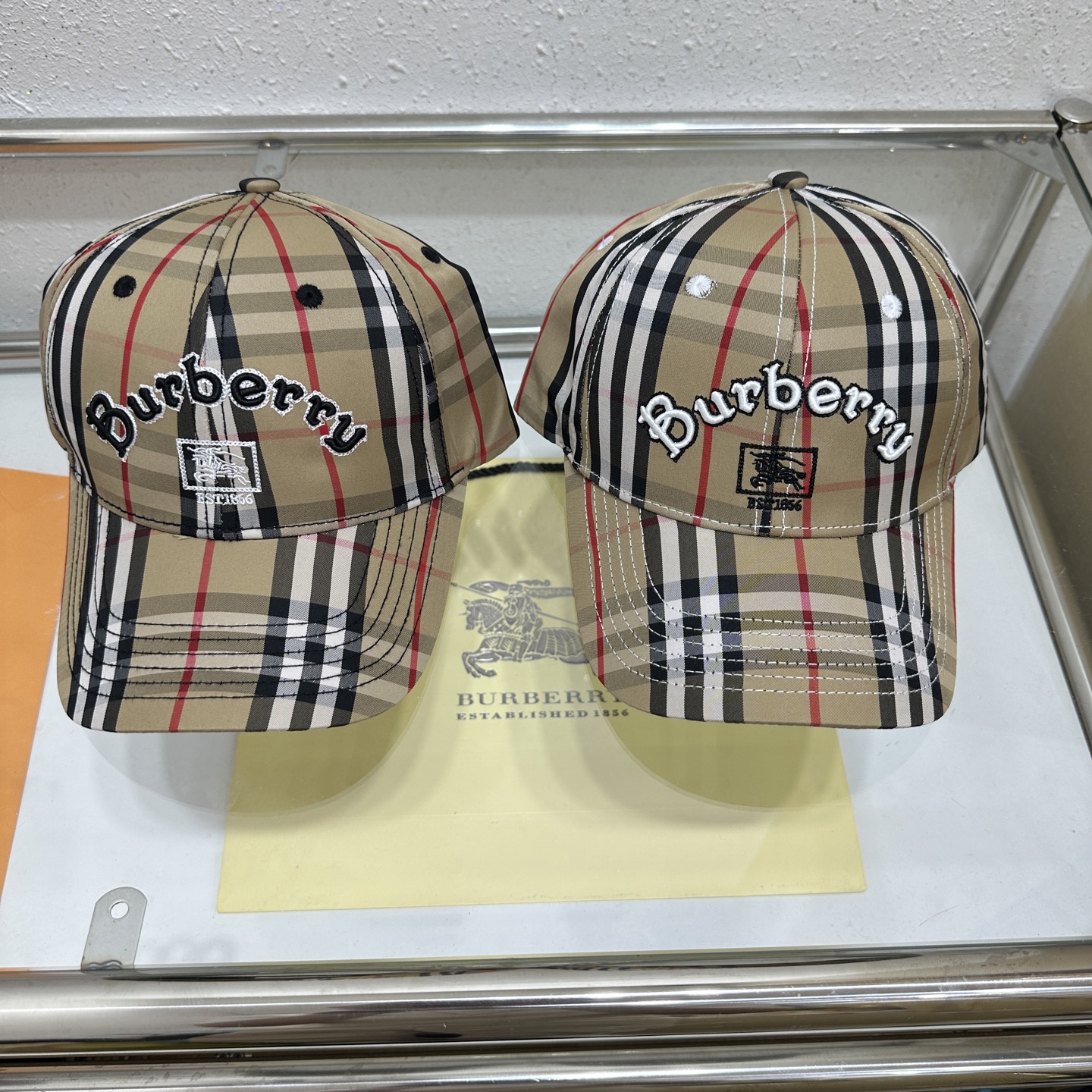 🎀巴宝莉棒球帽🧢