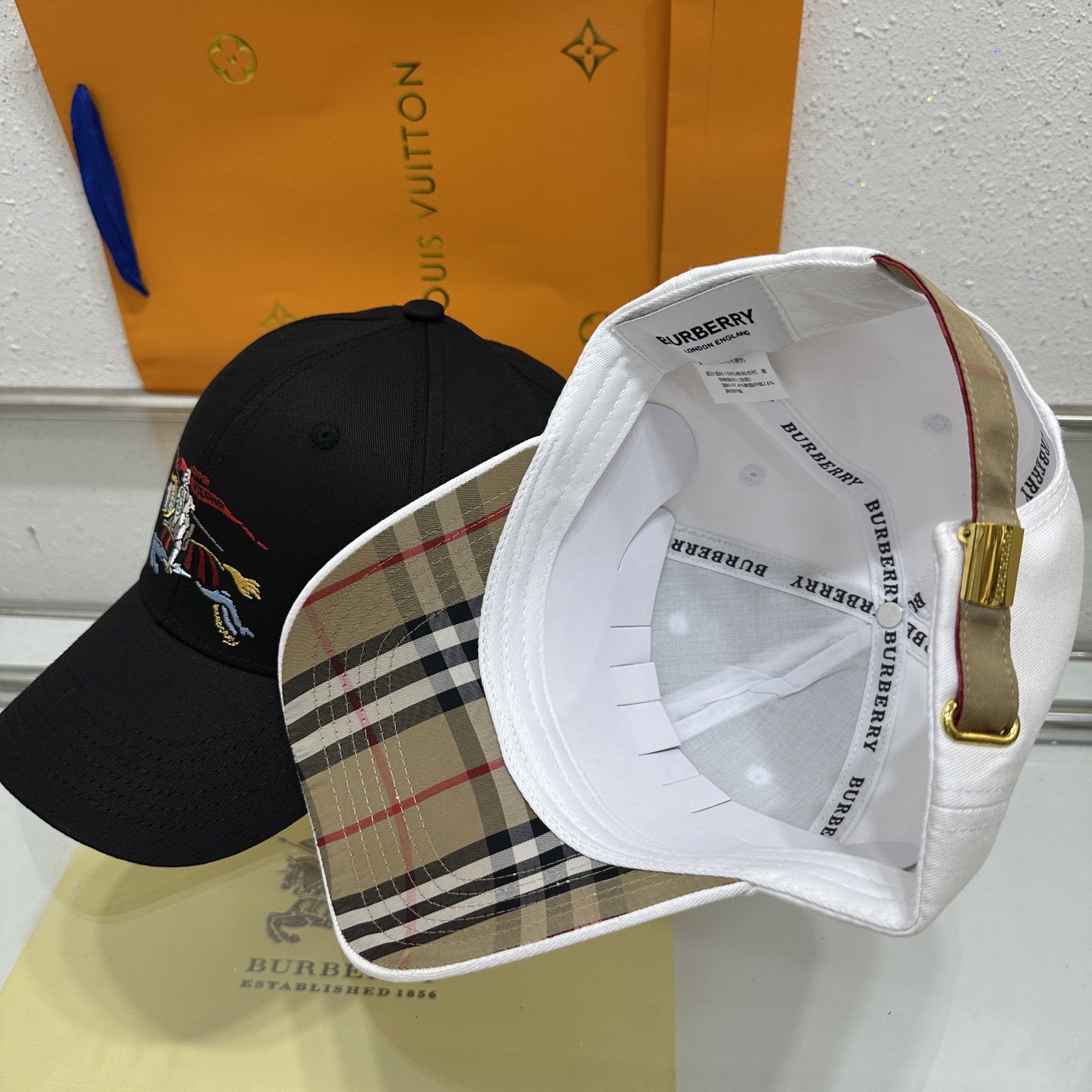 🎀巴宝莉棒球帽🧢