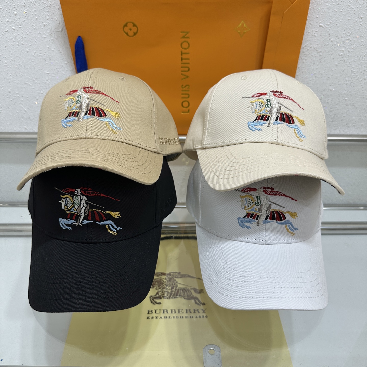 🎀巴宝莉棒球帽🧢