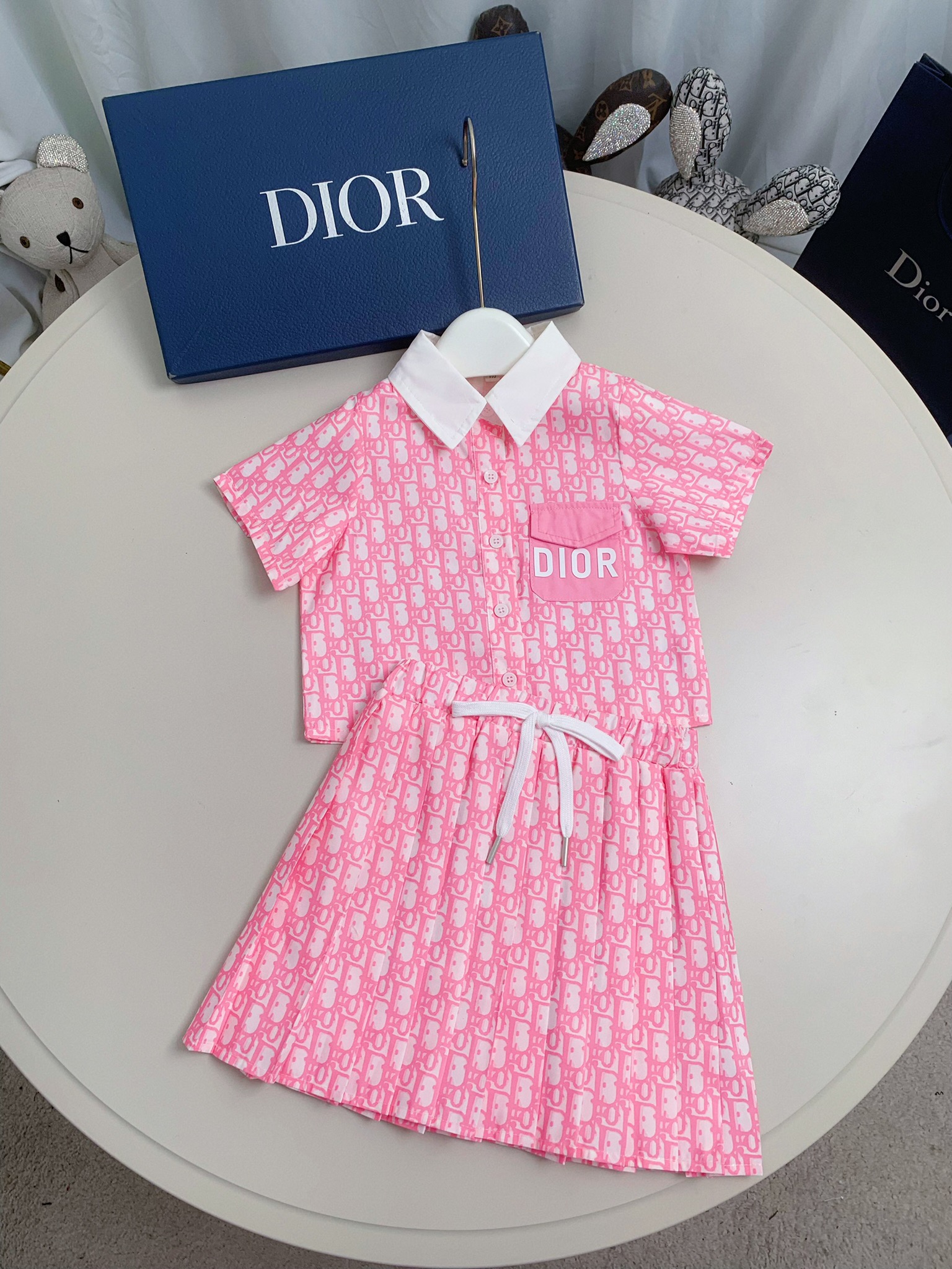 ❤️Sin menos @158 ropa infantil de alta gama ✨2025 nueva colección de verano🔥Dior nuevo conjunto de falda～ camisa corta…