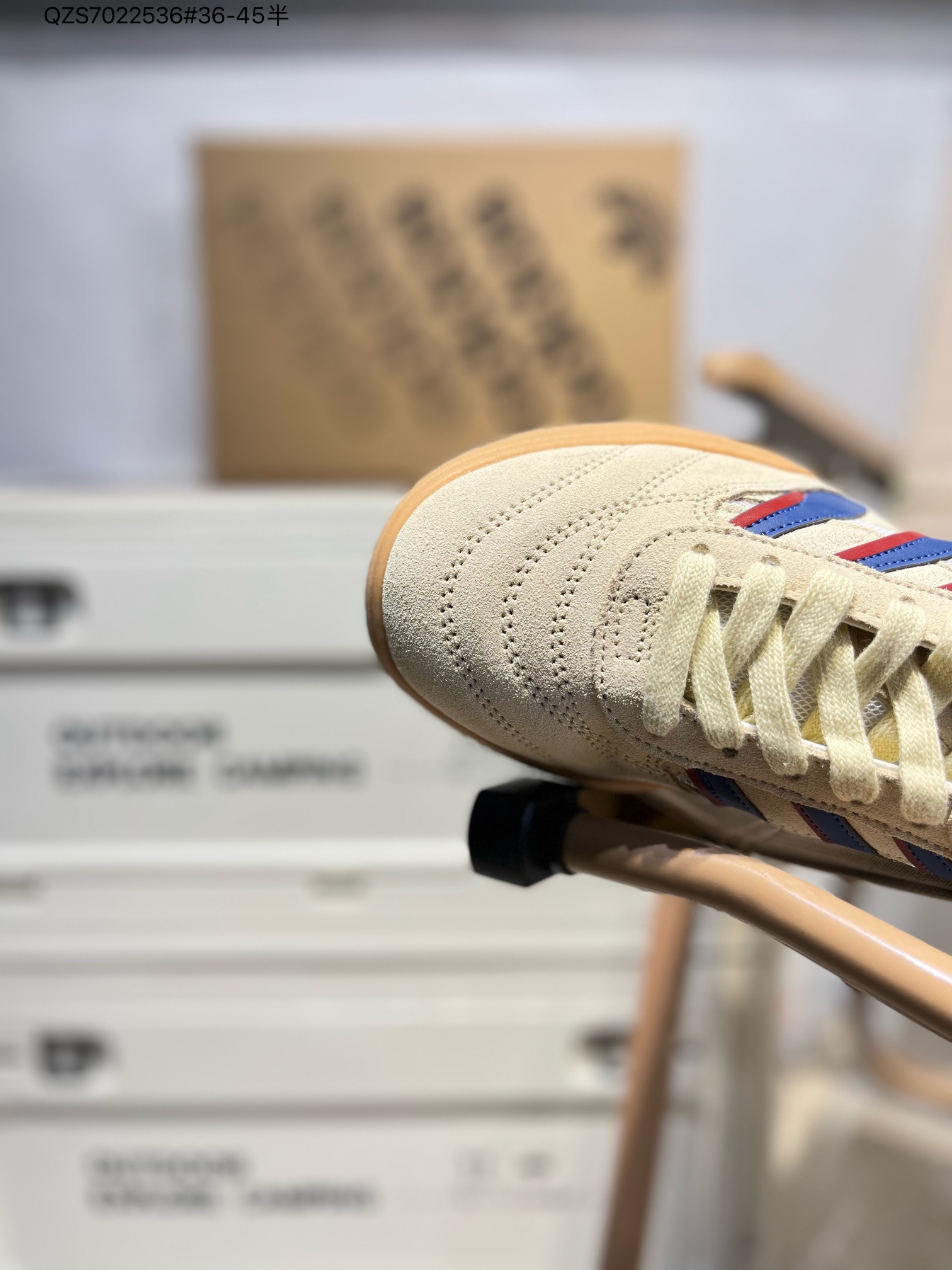 💰180
Adidas Originals Predator Mundial 皮革 阿迪达斯经典融合 大胆创新 防滑耐磨 低帮 生活休闲鞋
货号:IF9607 QZS7022536#36-45半