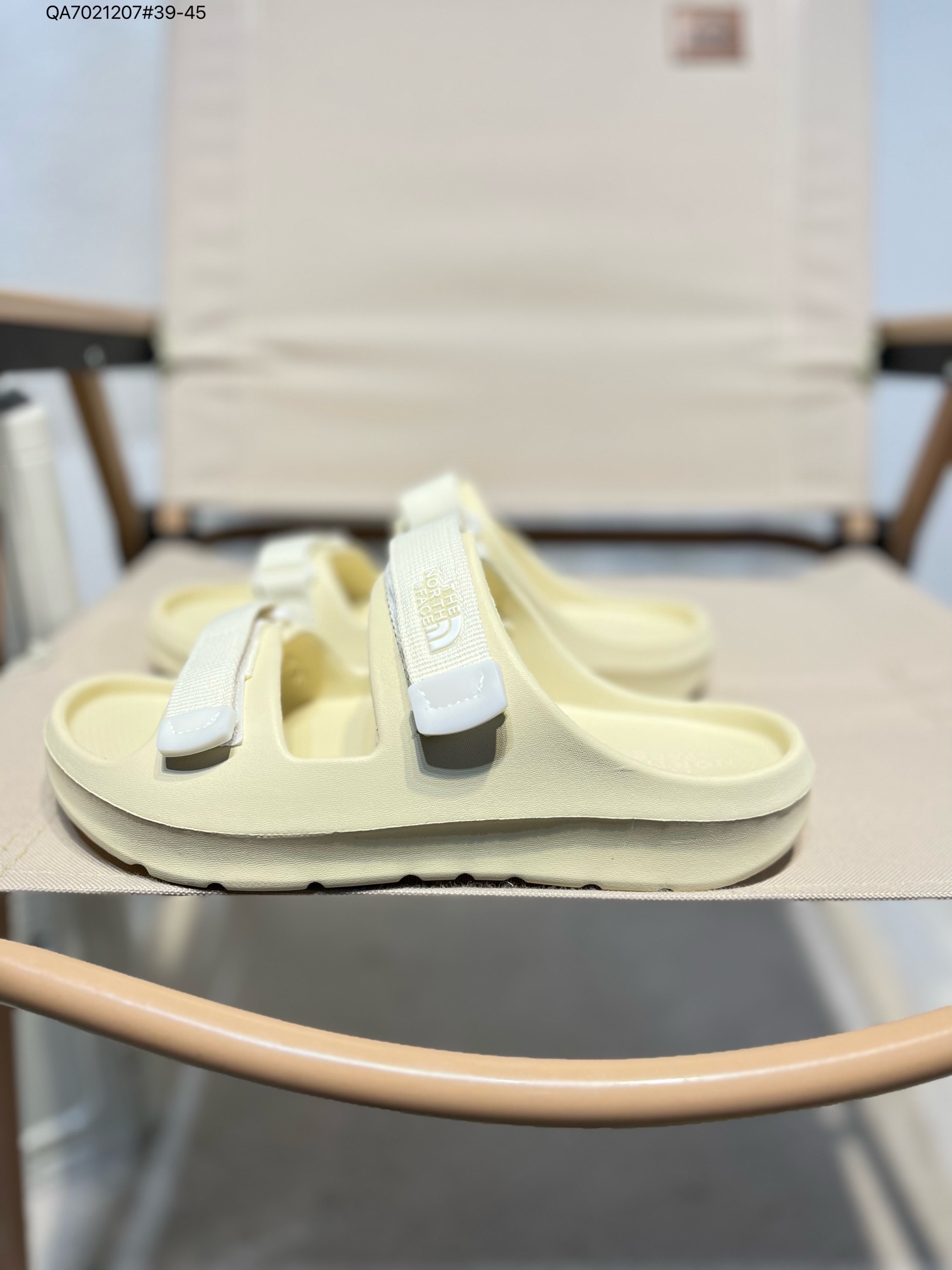 The North Face Base Camp Slide II Comfortable and Durable Casual Sandal 4 i1747059041 3907 0