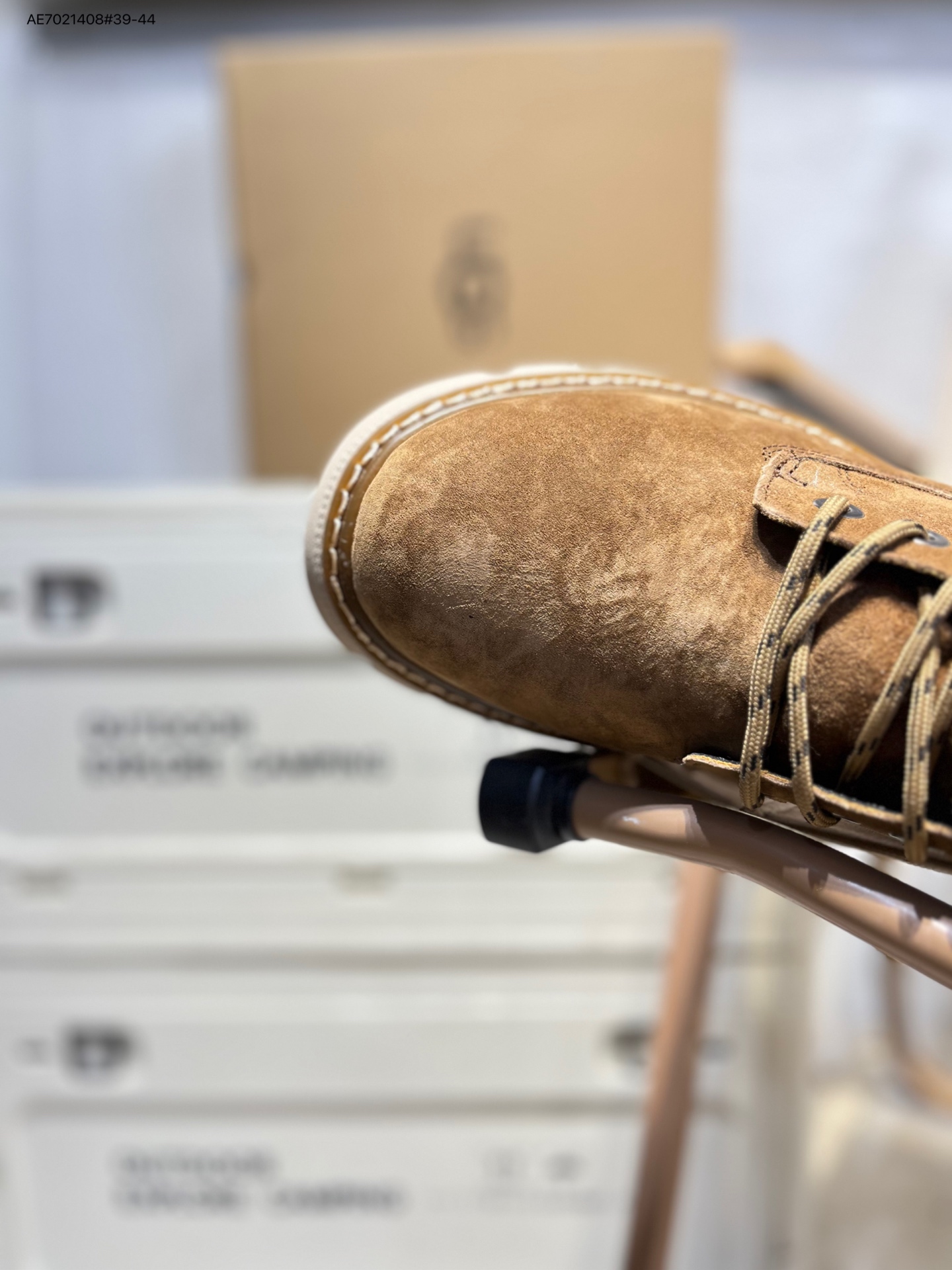 💰310
UGG/雪地靴 防水麂绒皮革鞋面 美国轻奢品牌UGG W NEUEL尼瓦尔系列秋冬新款防污系列休闲保暖U5867M AE7021408#39-44