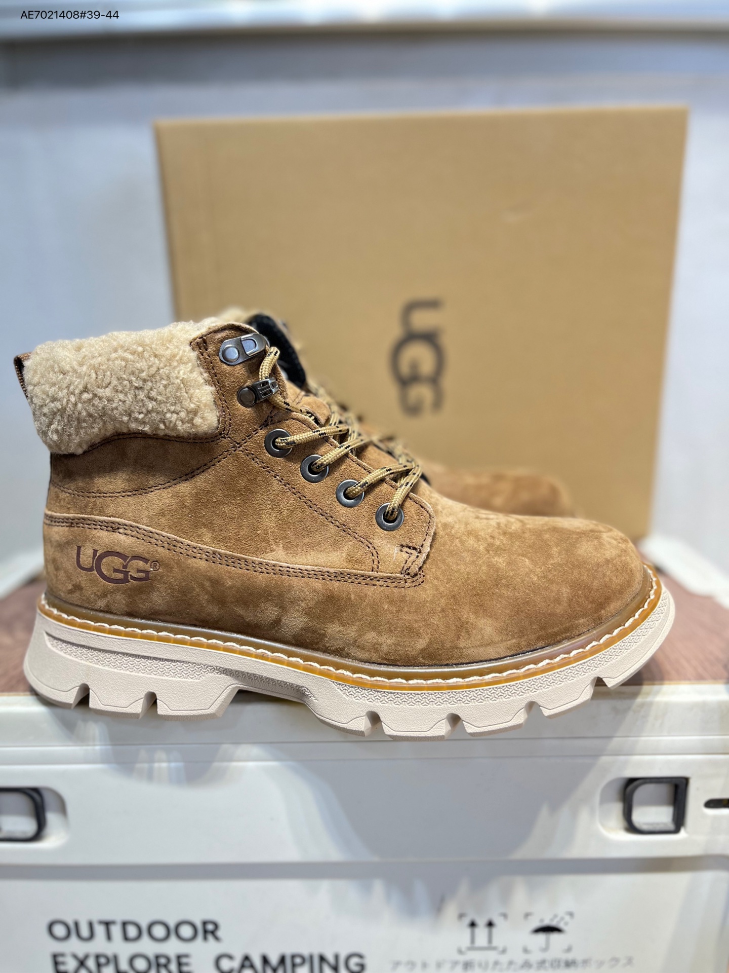 💰310
UGG/雪地靴 防水麂绒皮革鞋面 美国轻奢品牌UGG W NEUEL尼瓦尔系列秋冬新款防污系列休闲保暖U5867M AE7021408#39-44