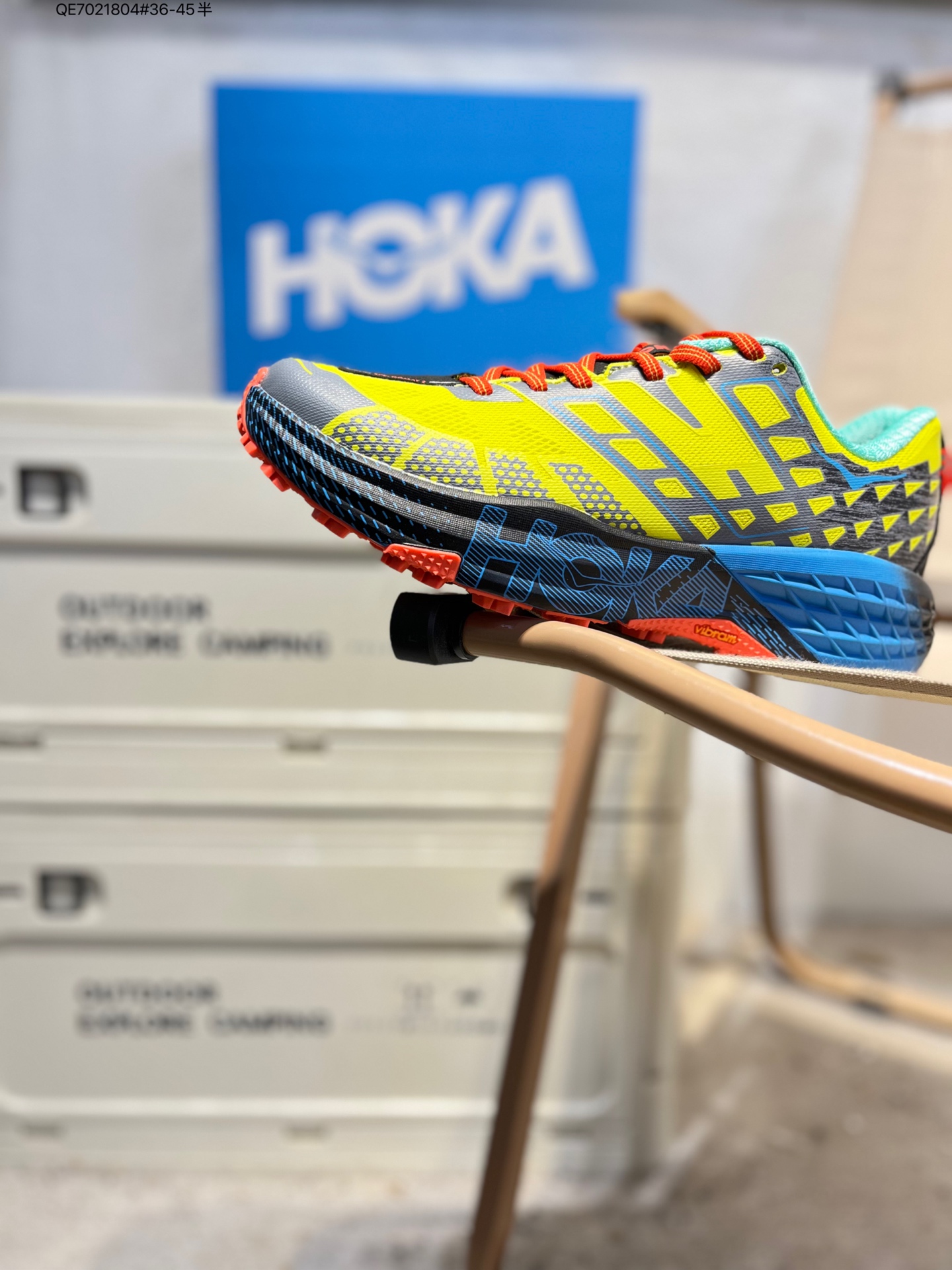 HOKA ONE ONE Mafate Speed 2 低帮专业越野跑步鞋 实拍首发 相较于前几代Mafate包裹感更好 跟Speedgoat(快速羚羊)系列比起来更加舒适 鞋底防滑性能在下坡的石板台阶和原始路面都有很好的表现 HOKA血统属性厚底设计 在快速下坡时起到缓震保护作用 减少重力给予脚踝、膝部、髋关节等处带来的冲击力1162710 QE7021804#36-45半