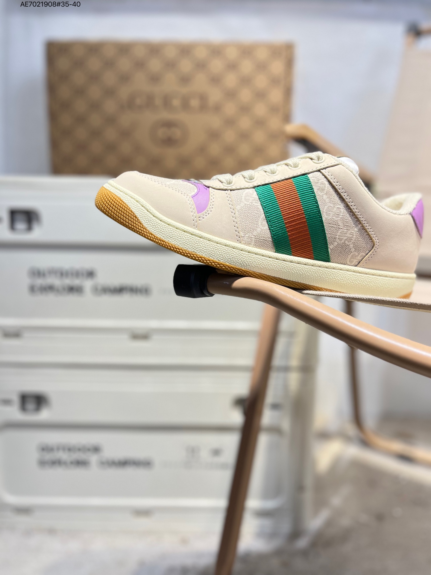 放店💰250
广东原厂# Gucci Distressed Screener sneaker古驰经典小脏鞋原型复古百搭老爹板鞋/复古学院风AE7021908#35-40