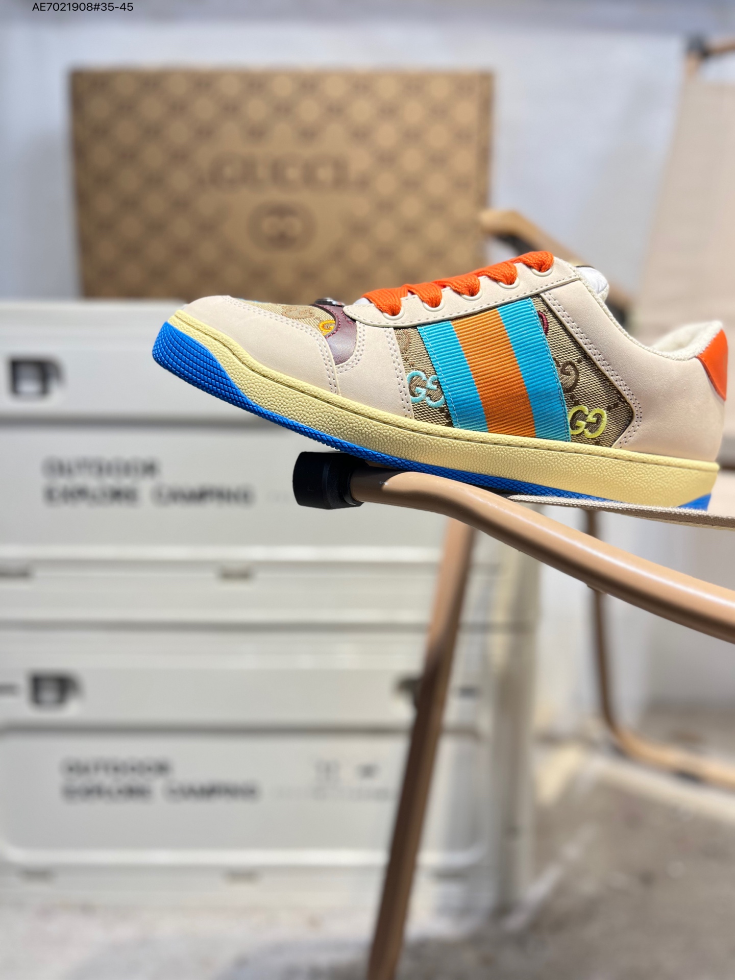 放店💰250
广东原厂# Gucci Distressed Screener sneaker古驰经典小脏鞋原型复古百搭老爹板鞋/复古学院风AE7021908#35-45