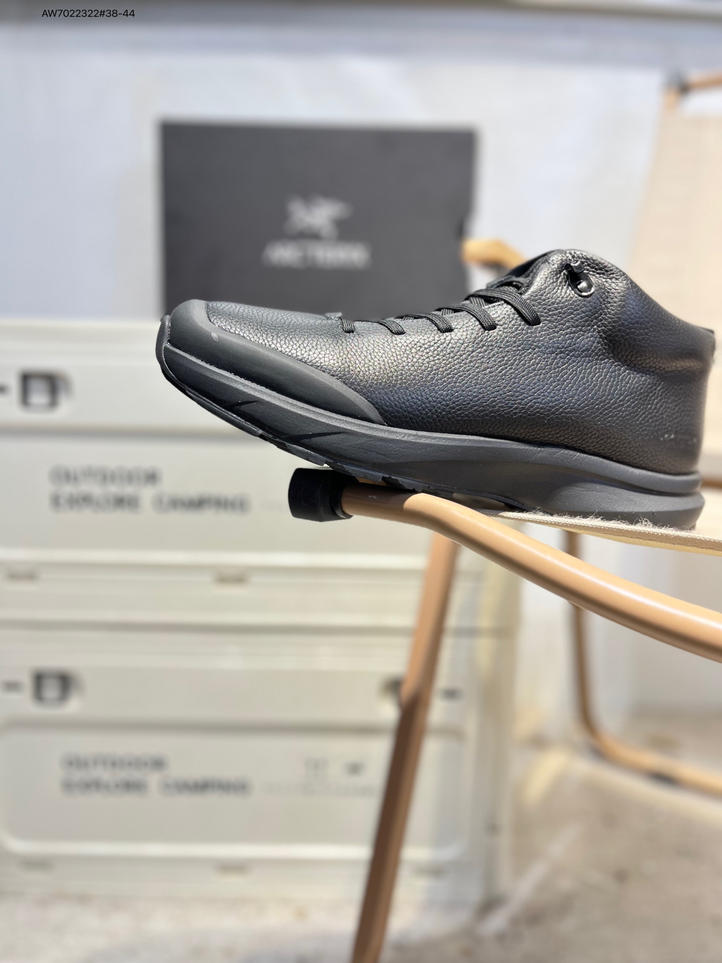 放店💰220
始祖鸟 KONSEAL LT W覆盖透气男越野跑鞋
适合技术路线单日徒步穿着也可以一脚蹬穿法 aeriosflgtx鞋受到长途野外跑步鞋的启发 适合在变化的地形上进行快速轻快的徒步旅行穿着,舒适而有支撑性,使您充满信心(⚠️偏大一码)077218 AW7022322#38-44