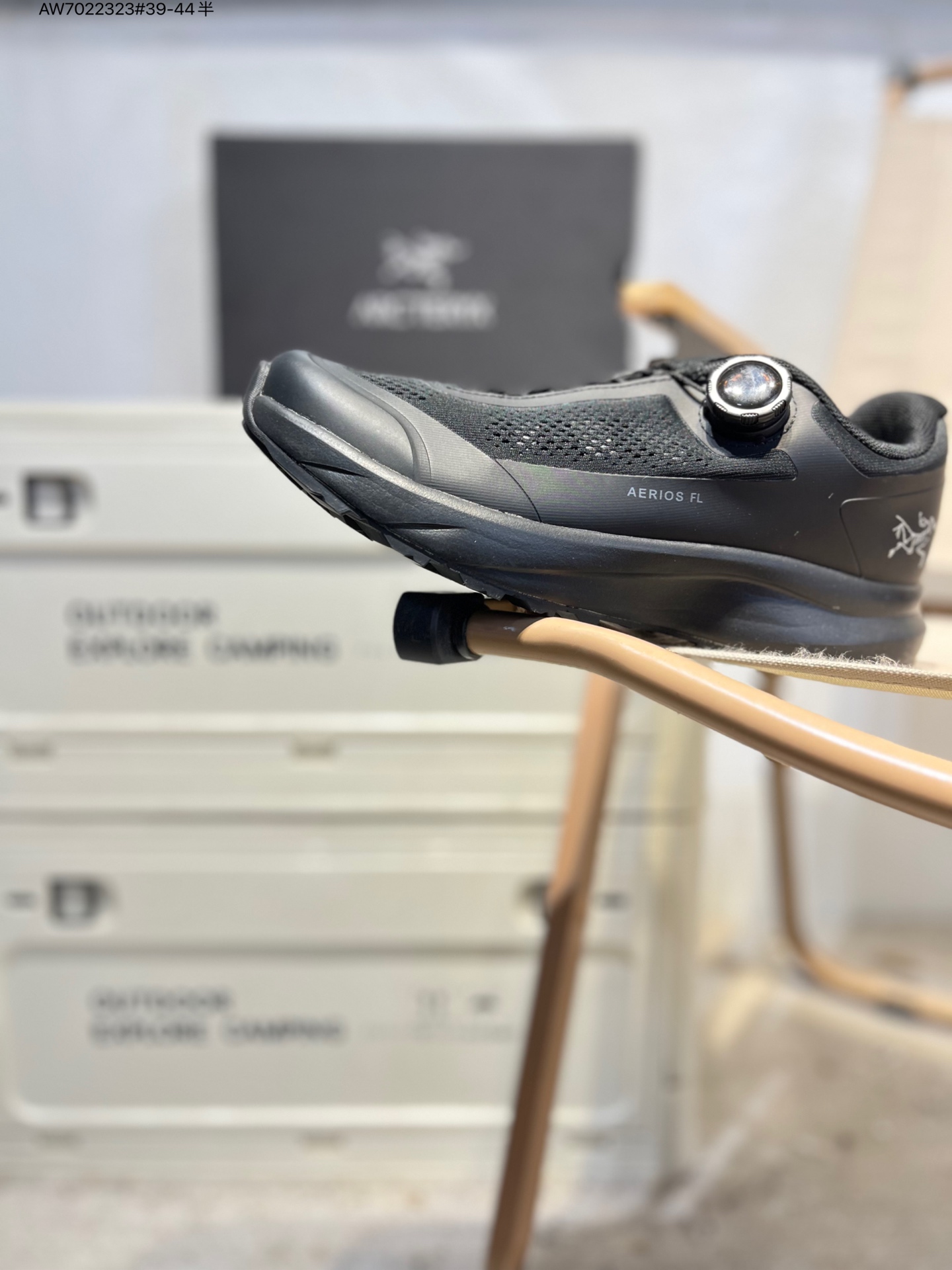 放店💰220
始祖鸟 KONSEAL LT W覆盖透气男越野跑鞋
适合技术路线单日徒步穿着也可以一脚蹬穿法 aeriosflgtx鞋受到长途野外跑步鞋的启发 适合在变化的地形上进行快速轻快的徒步旅行穿着,舒适而有支撑性,使您充满信心077218 AW7022323#39-44半