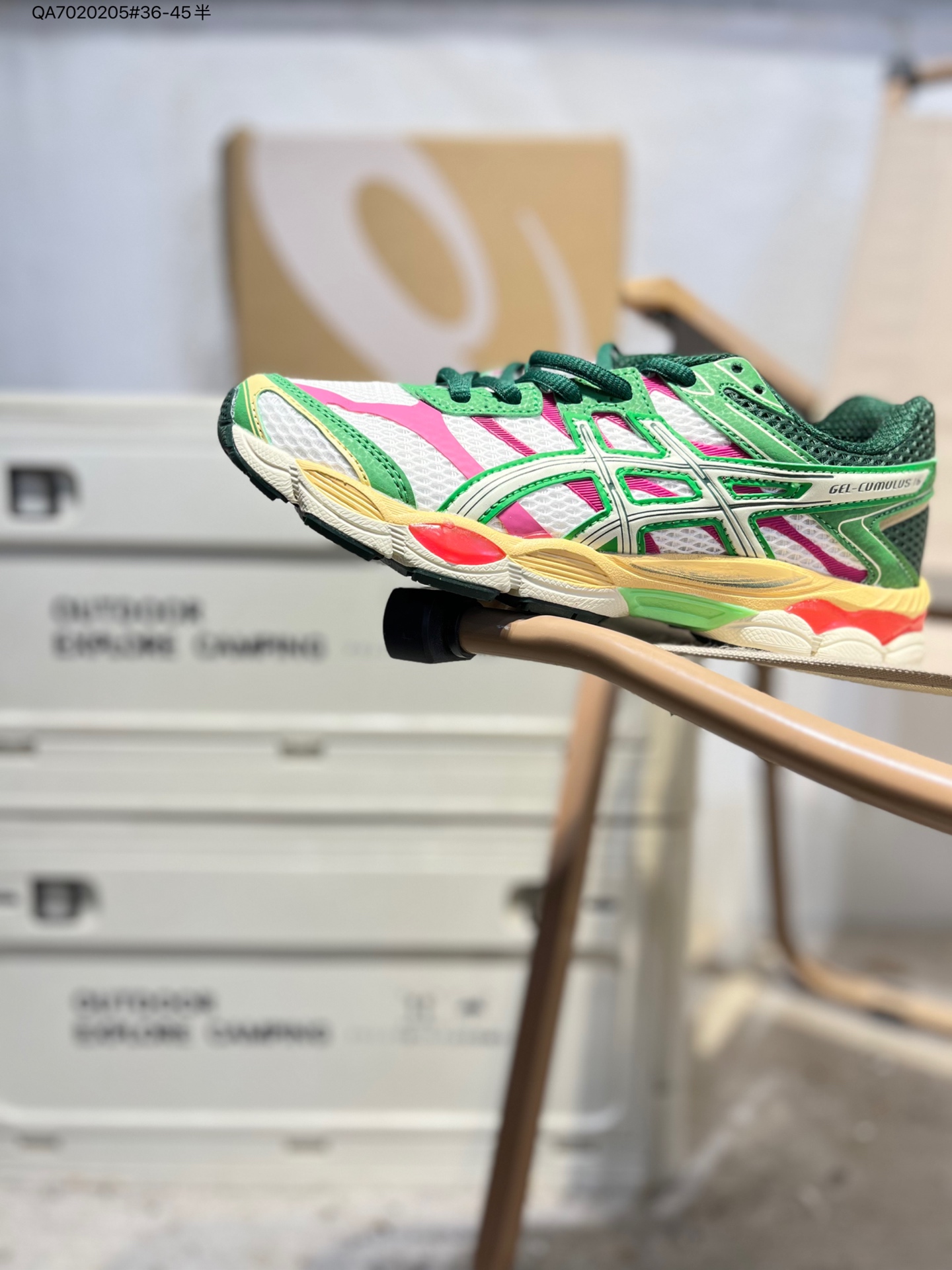 💰💰120 Asics GEL-NIMBUS 16亚瑟士经典跑鞋 如今机能风和户外风吹得正劲，便是主打“Urban Outdoor机能越野风格”，城市和户外场景都能轻松应对。关键是跑鞋的颜值也很高1203A990 QA7020205#36-45半