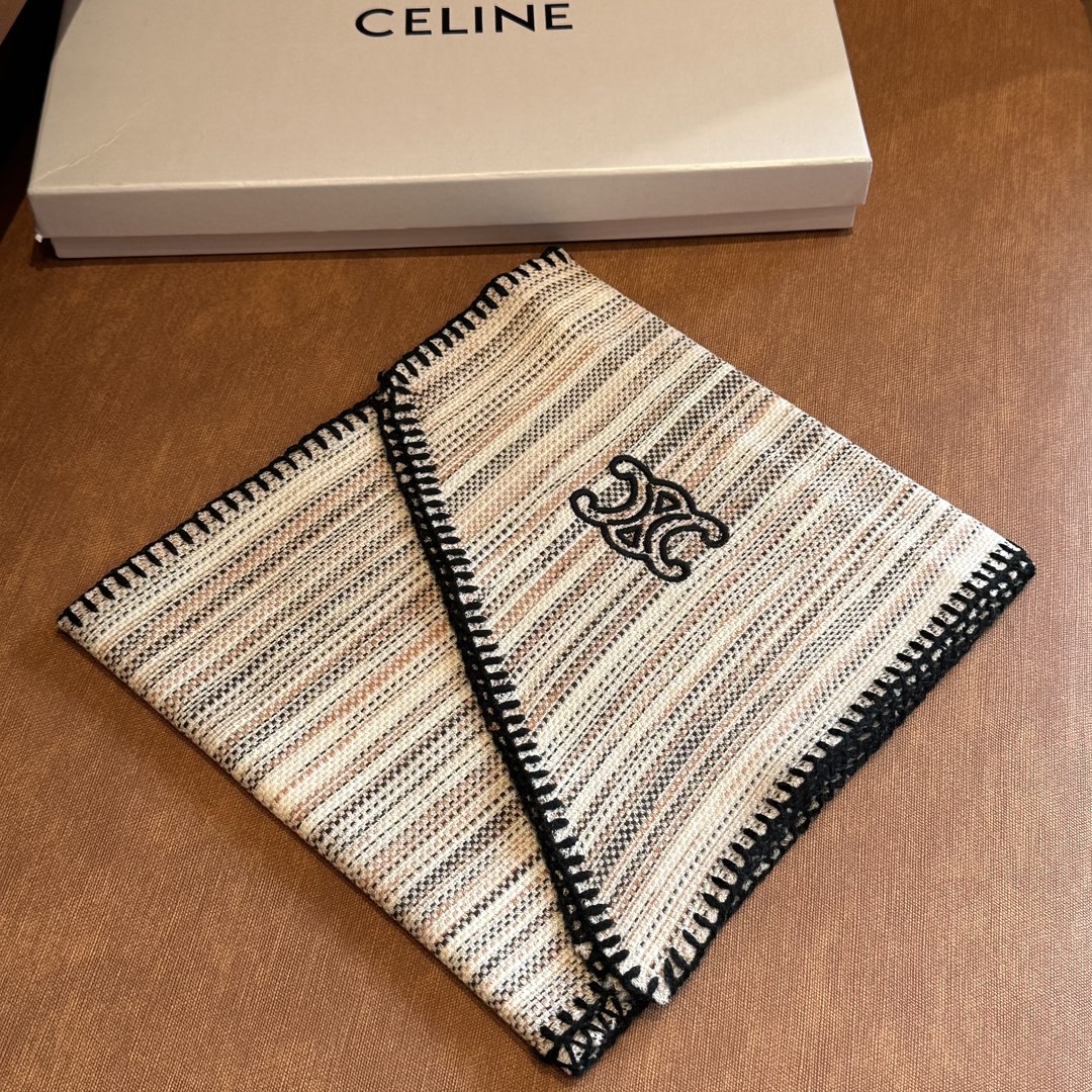 赛琳Celine️新品飘带春季随意切换造型小巧又不失优雅的款式15*150尺寸50羊毛50羊绒高级时尚又