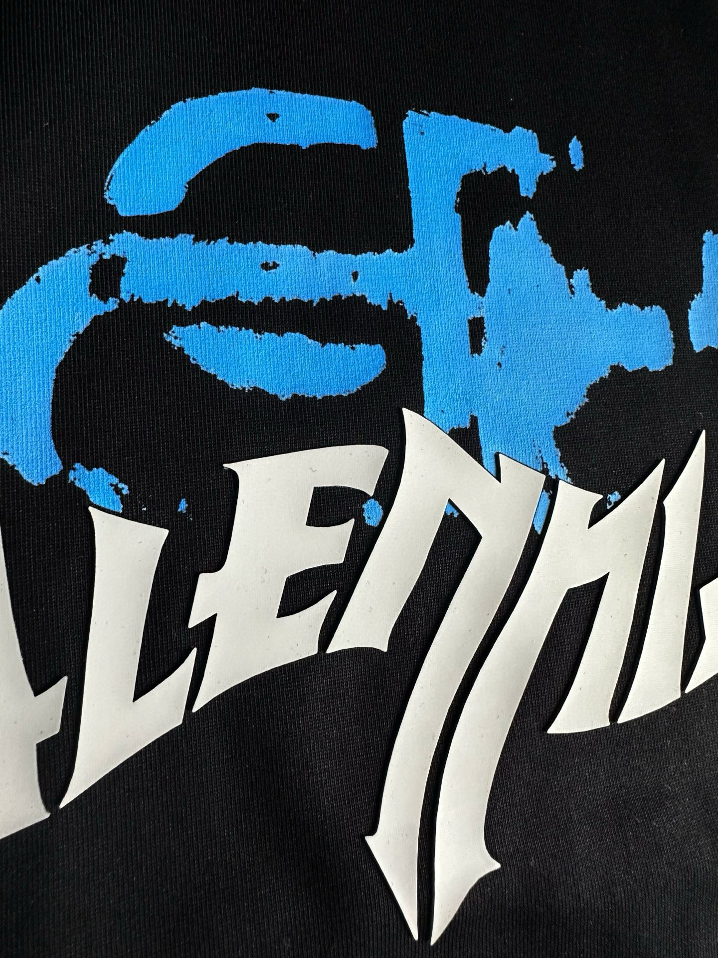  BAL 2025春夏新款首发专柜最新款短袖圆领T恤 高端订制 设计前卫时尚！品牌logo重工艺设计 高