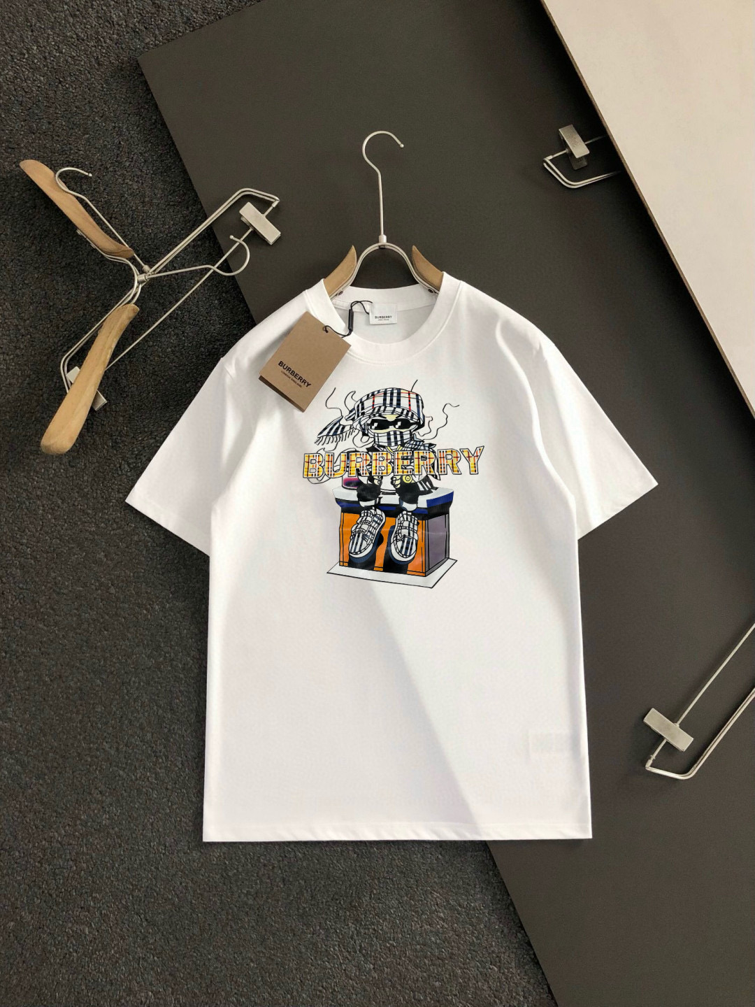  BBR 2025春夏新款首发专柜最新款短袖圆领T恤 高端订制 设计前卫时尚！品牌logo重工艺设计 高