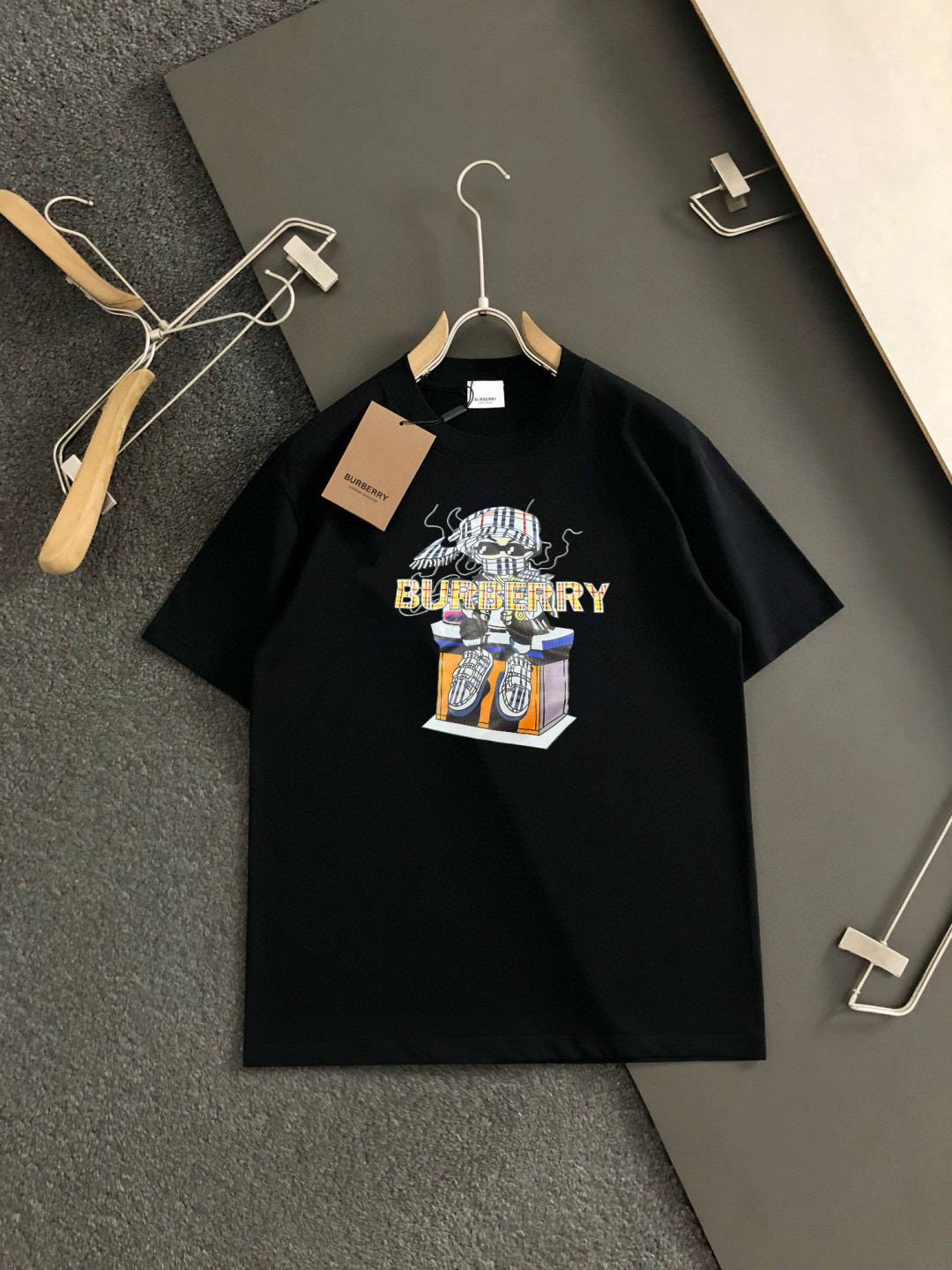  BBR 2025春夏新款首发专柜最新款短袖圆领T恤 高端订制 设计前卫时尚！品牌logo重工艺设计 高