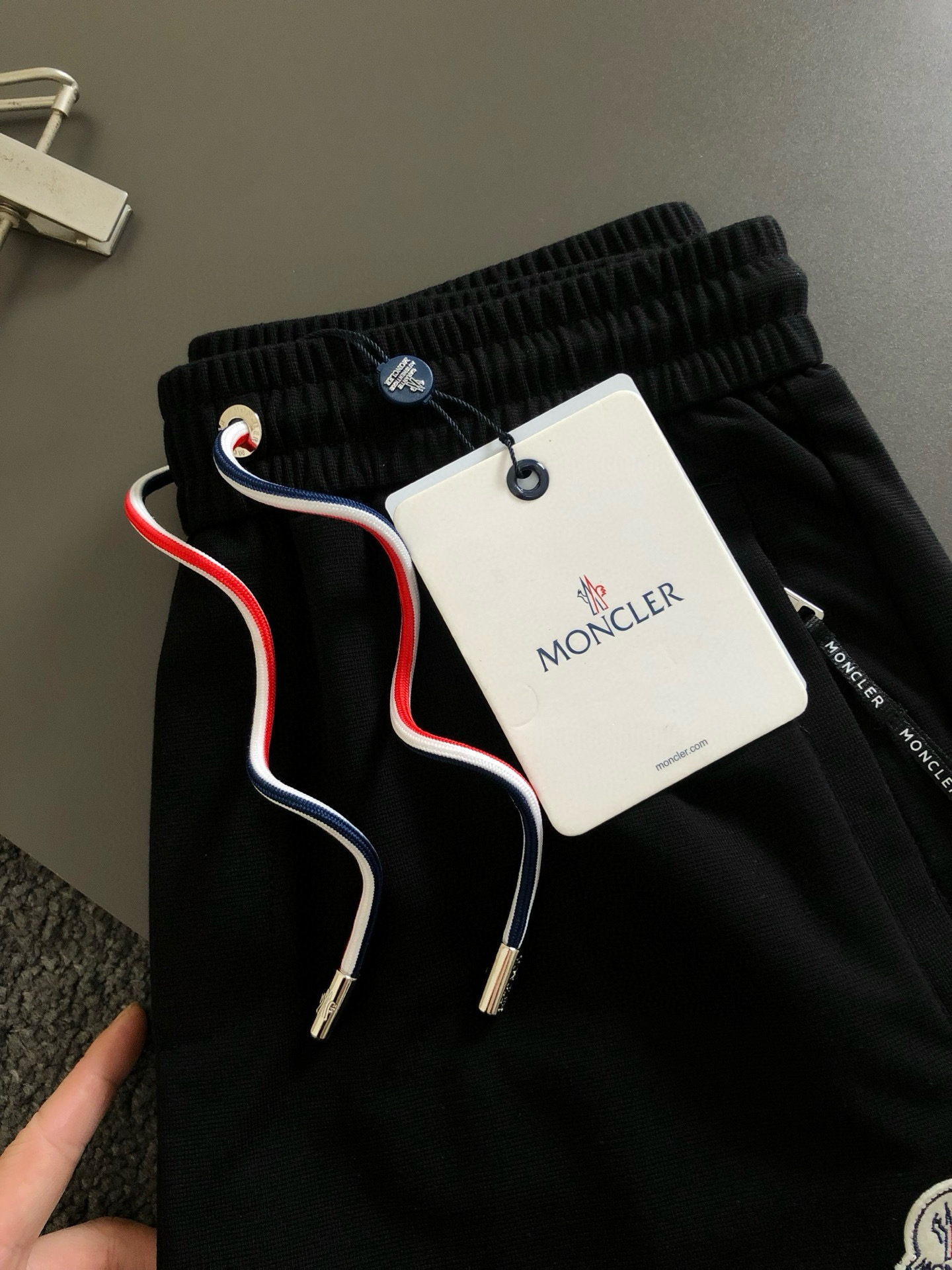 Special Price Alert: $264, Black Sizes M-XXXL, No Mail Cancellation, Payment Confirmed. - 图片 4