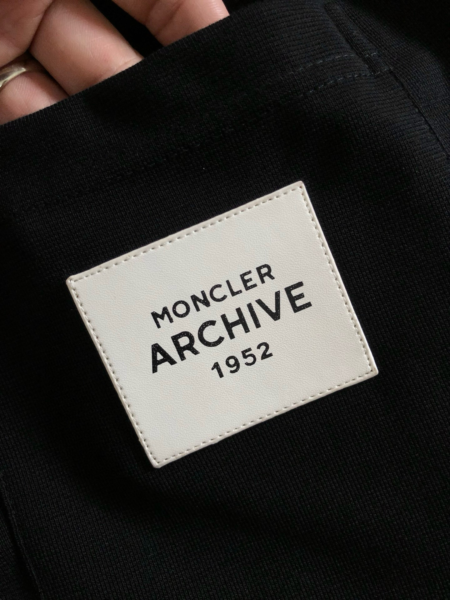 Special Price Alert: $264, Black Sizes M-XXXL, No Mail Cancellation, Payment Confirmed. - 图片 9