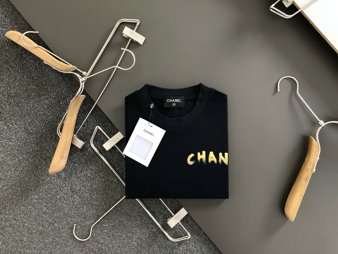  Chan 25SS最新最顶级手绘款前后幅呼应质感短袖，专柜款短袖，顶级纯棉品质专柜原单短袖，顶级制作工