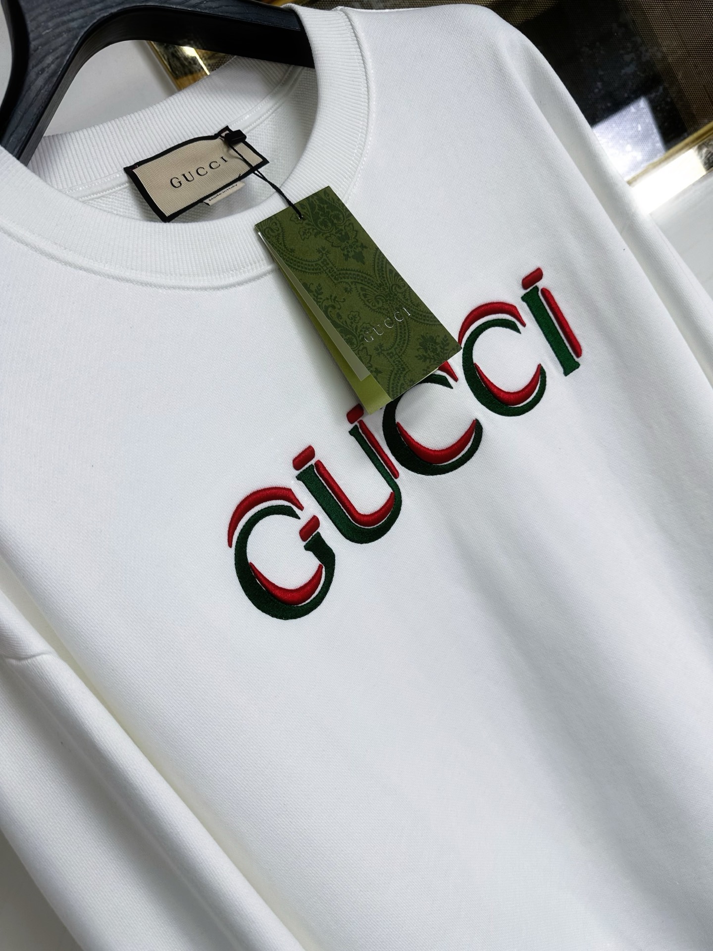 GUC 2025Ss秋冬新款卫衣，精美工艺圆领款，特制纯棉400克面料升级水洗大毛圈、柔软贴身科技面料，