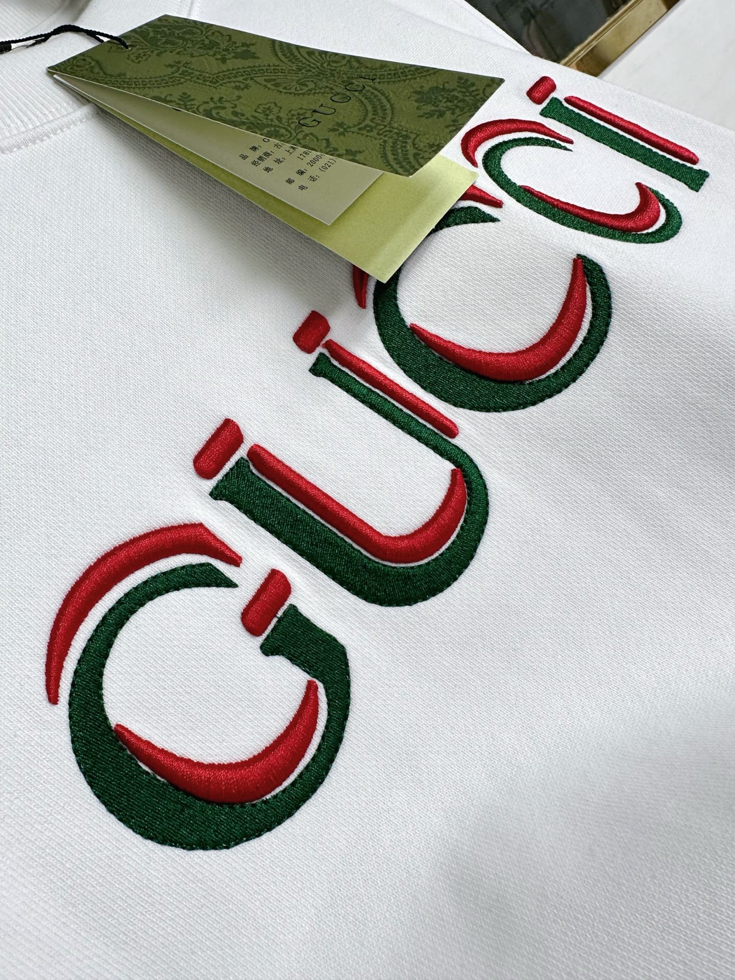 GUC 2025Ss秋冬新款卫衣，精美工艺圆领款，特制纯棉400克面料升级水洗大毛圈、柔软贴身科技面料，