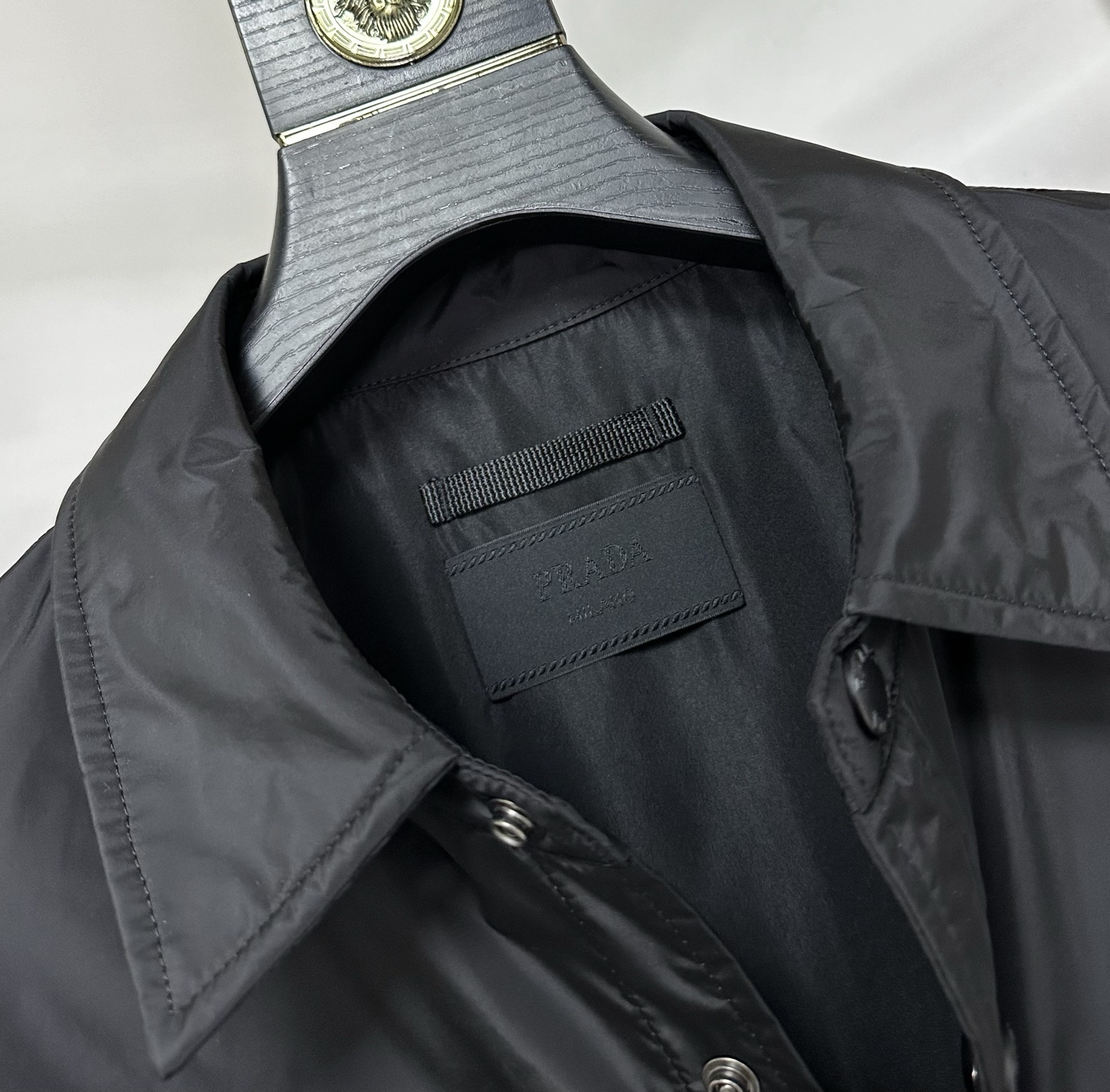 PRDA 2025秋冬新款🆕夹克 原版1:1订制五金配件全进口原版定制 欢迎专柜对比 超柔软 超级重工 