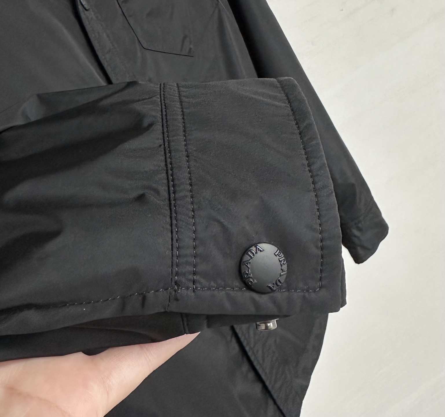 PRDA 2025秋冬新款🆕夹克 原版1:1订制五金配件全进口原版定制 欢迎专柜对比 超柔软 超级重工 