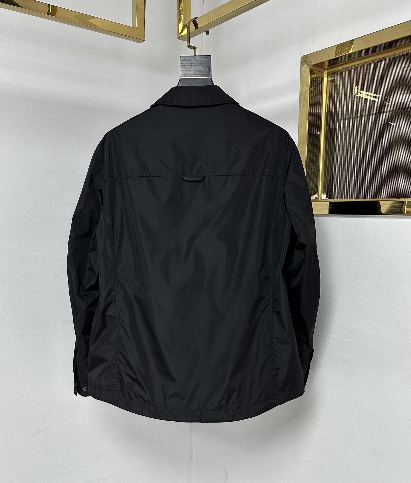 PRDA 2025秋冬新款🆕夹克 原版1:1订制五金配件全进口原版定制 欢迎专柜对比 超柔软 超级重工 