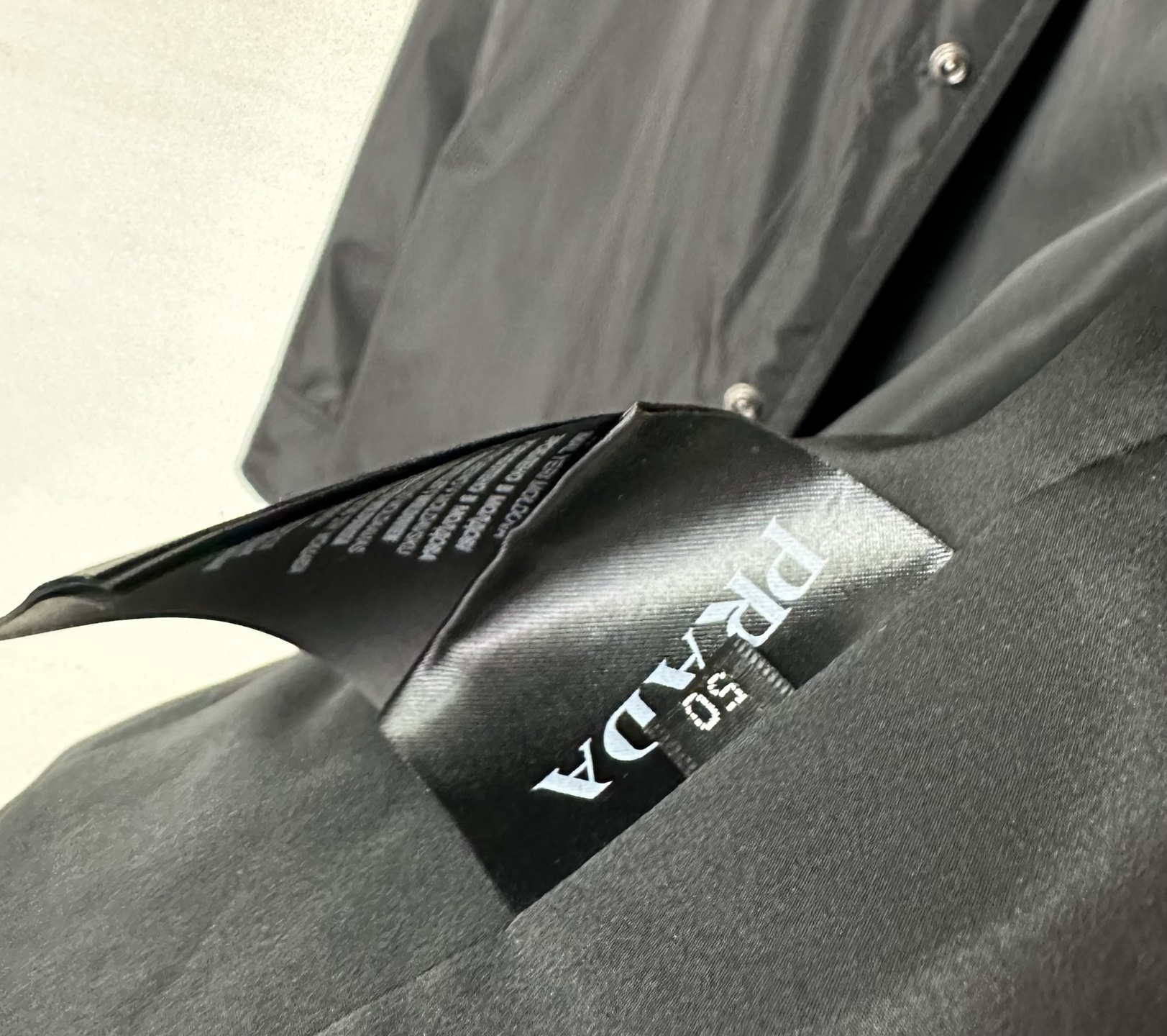 PRDA 2025秋冬新款🆕夹克 原版1:1订制五金配件全进口原版定制 欢迎专柜对比 超柔软 超级重工 