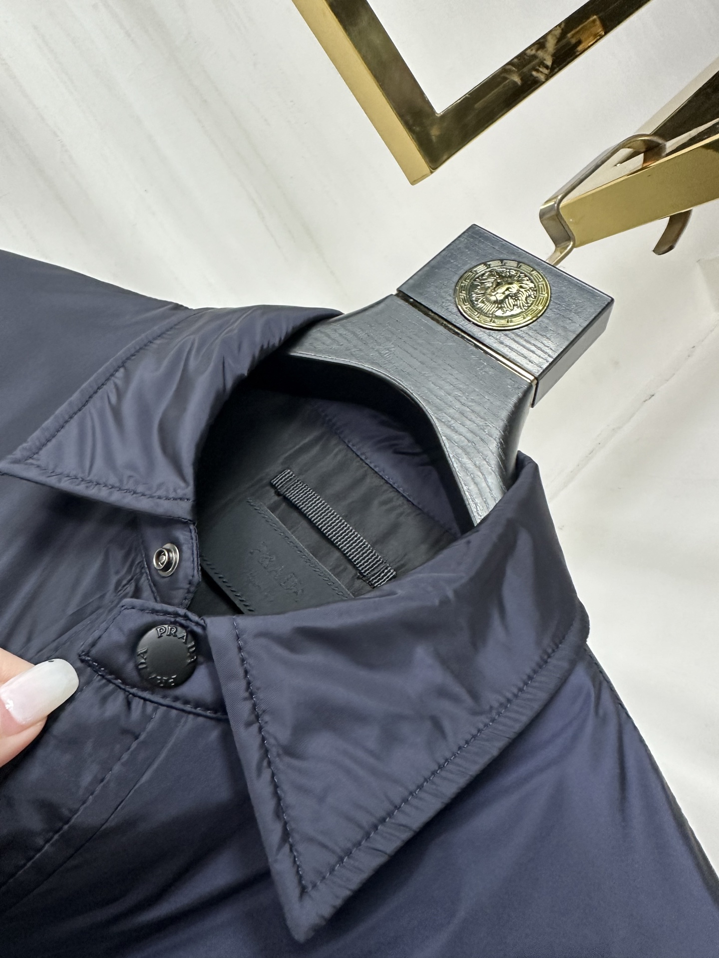 PRAD 2025秋冬新款🆕夹克 原版1:1订制五金配件全进口原版定制 欢迎专柜对比 超柔软 超级重工 
