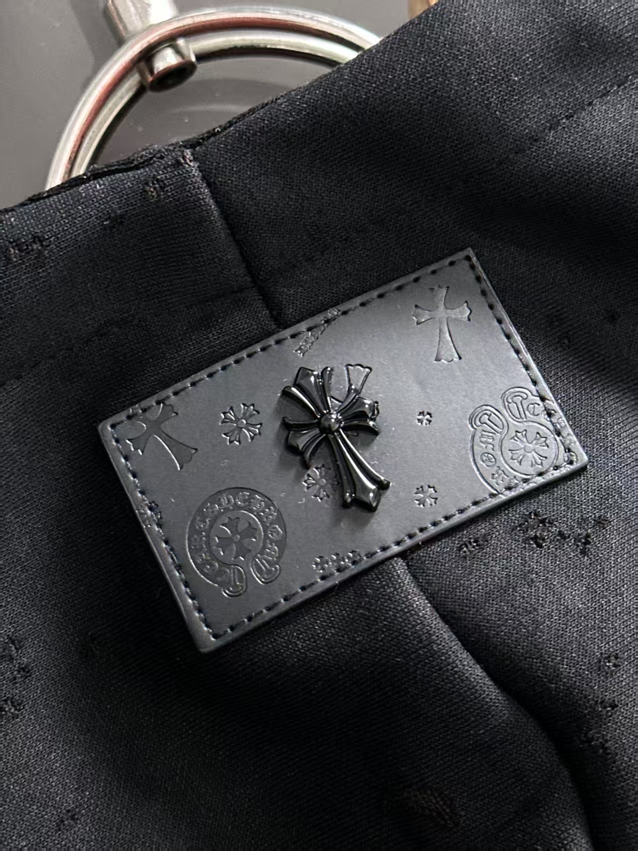 CH 25秋冬潮牌连帽卫衣，精致工艺专柜面料，顶级元素融合打造，3标齐全，潮男时尚，无论是上身舒适度还是