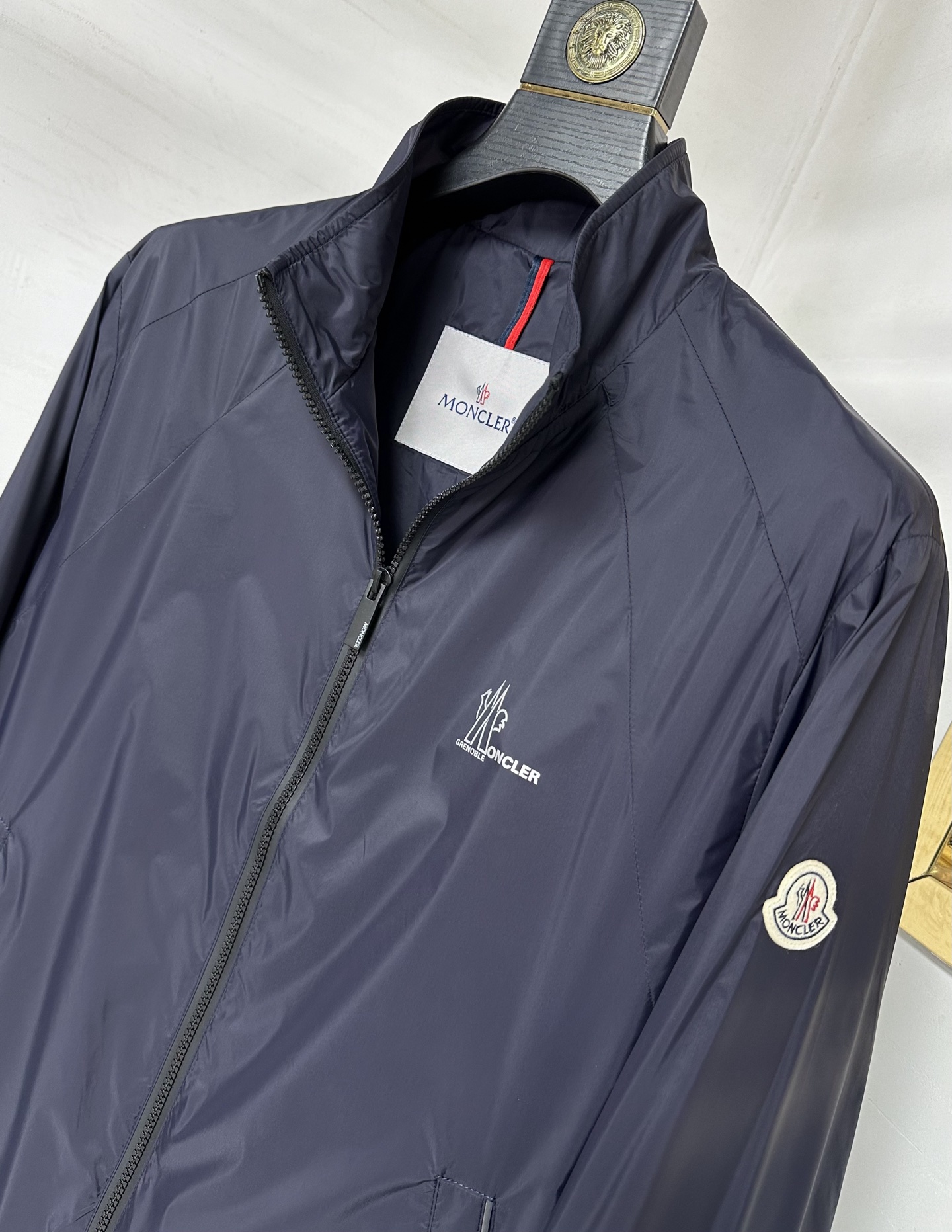 MON 2025秋冬新款🆕薄棉夹克 原版1:1订制五金配件全进口原版定制 欢迎专柜对比 超柔软 超级重工