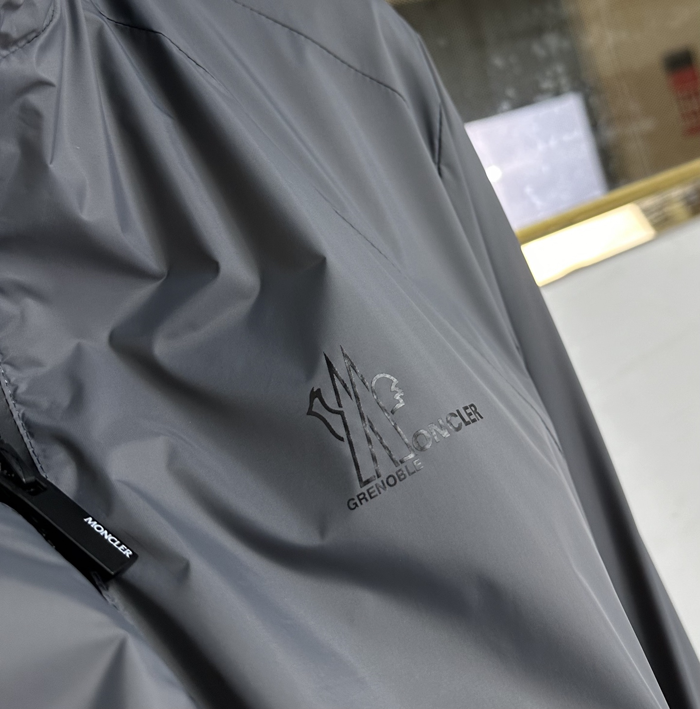 MON 2025秋冬新款🆕薄棉夹克 原版1:1订制五金配件全进口原版定制 欢迎专柜对比 超柔软 超级重工