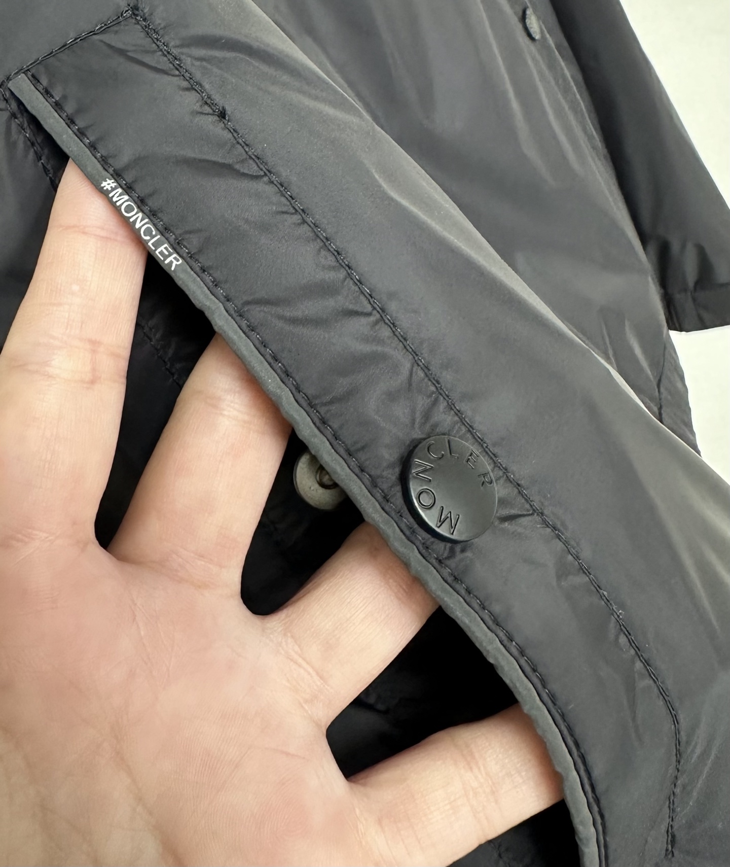 MON 2025秋冬新款🆕薄棉夹克 原版1:1订制五金配件全进口原版定制 欢迎专柜对比 超柔软 超级重工