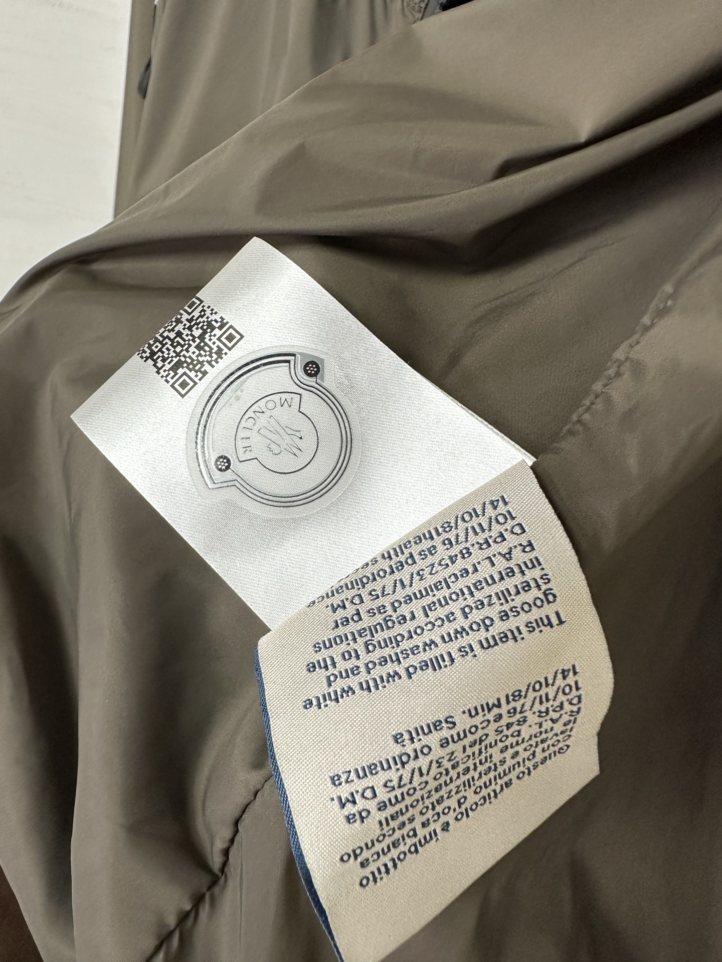 MON 2025秋冬新款🆕薄棉夹克 原版1:1订制五金配件全进口原版定制 欢迎专柜对比 超柔软 超级重工