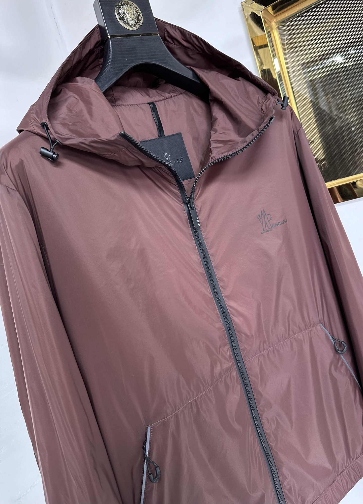 MON 2025秋冬新款🆕薄棉夹克 原版1:1订制五金配件全进口原版定制 欢迎专柜对比 超柔软 超级重工