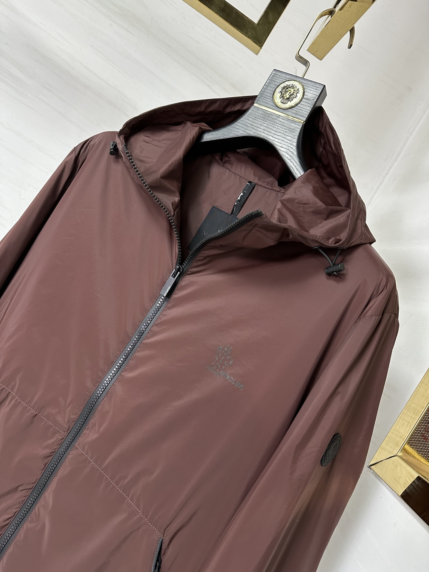 MON 2025秋冬新款🆕薄棉夹克 原版1:1订制五金配件全进口原版定制 欢迎专柜对比 超柔软 超级重工