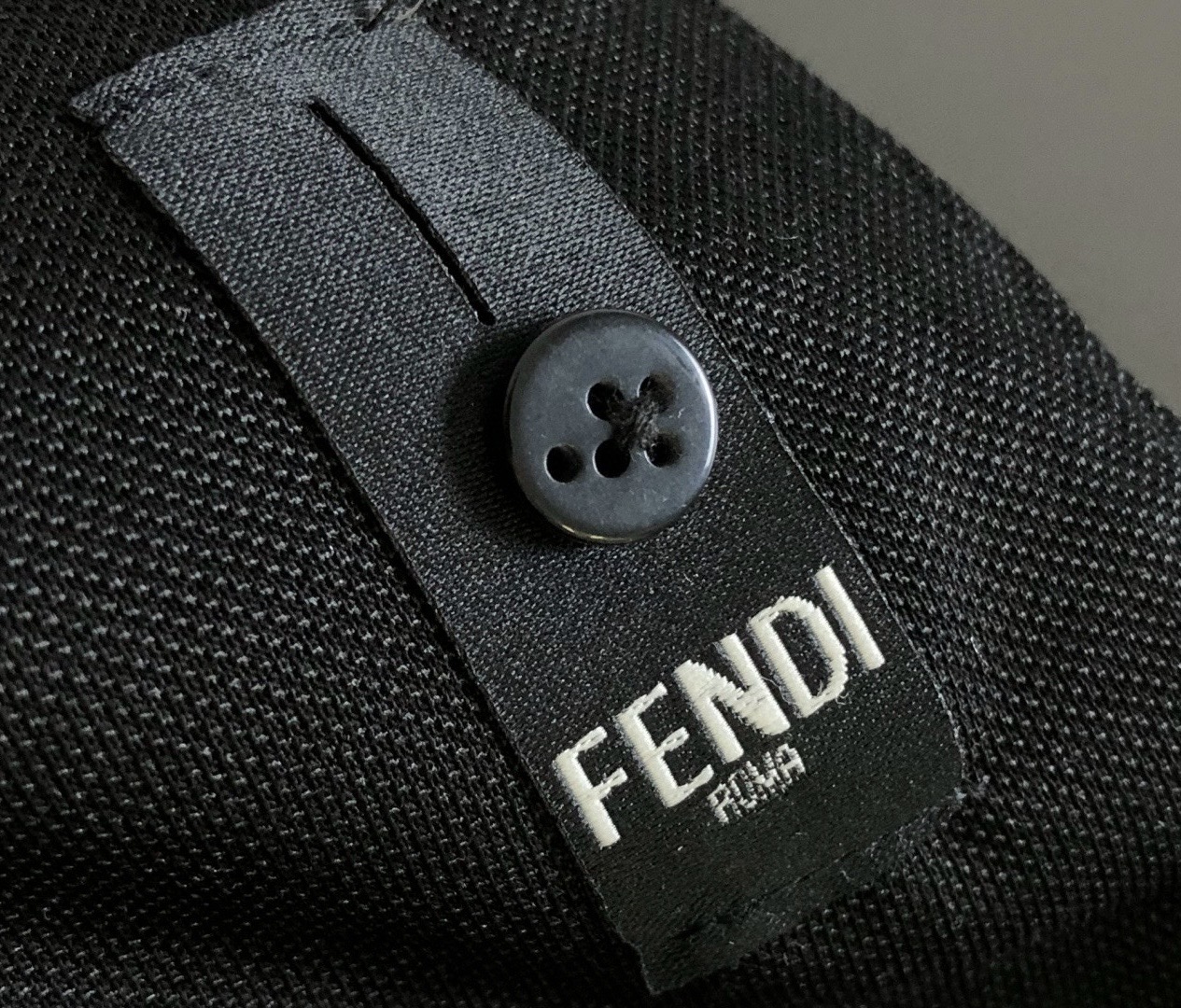 FD 2026柜上最新 经典百搭经典丝光珠地POLO衫 ！年年经典款式 商务通勤都能很好搭配的一款 .胸