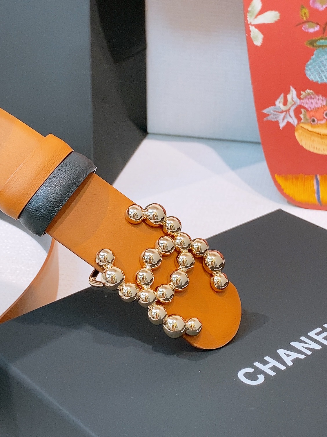 - 香家 经典永恒系列-双面小牛皮双C腰带-Top High Quatity Cheap Sneakers Fashion Clothing Clothes Bags handbags Shoes of all Brand wholesale With The best Quality And Beautiful Price from China Factory Chinese suppliers wholesaler seller - 香家 经典永恒系列-双面小牛皮双C腰带