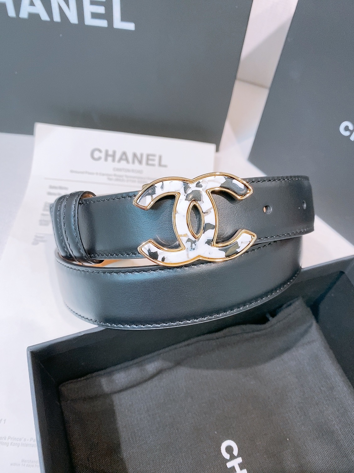 Chanel 宽度：𝟯 𝟬𝗰𝗺 香奈儿 CHANEL « 配全套 原包装 » 𝟐𝟔新款认图最新钢印 进口 小牛皮+纯铜扣 开模对版正货钢印 细节完美一致