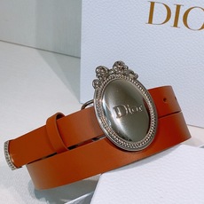 - Look Book Christian Dior 2026椭圆型蝴蝶结腰带 古董感好强!重新诠释Di - Look Book Christian Dior 2026椭圆型蝴蝶结腰带 古董感好强!重新诠释Di