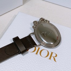 - Look Book Christian Dior 2026椭圆型蝴蝶结腰带 古董感好强!重新诠释Di - Look Book Christian Dior 2026椭圆型蝴蝶结腰带 古董感好强!重新诠释Di