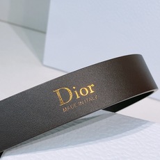 - Look Book Christian Dior 2026椭圆型蝴蝶结腰带 古董感好强!重新诠释Di - Look Book Christian Dior 2026椭圆型蝴蝶结腰带 古董感好强!重新诠释Di