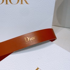 - Look Book Christian Dior 2026椭圆型蝴蝶结腰带 古董感好强!重新诠释Di - Look Book Christian Dior 2026椭圆型蝴蝶结腰带 古董感好强!重新诠释Di