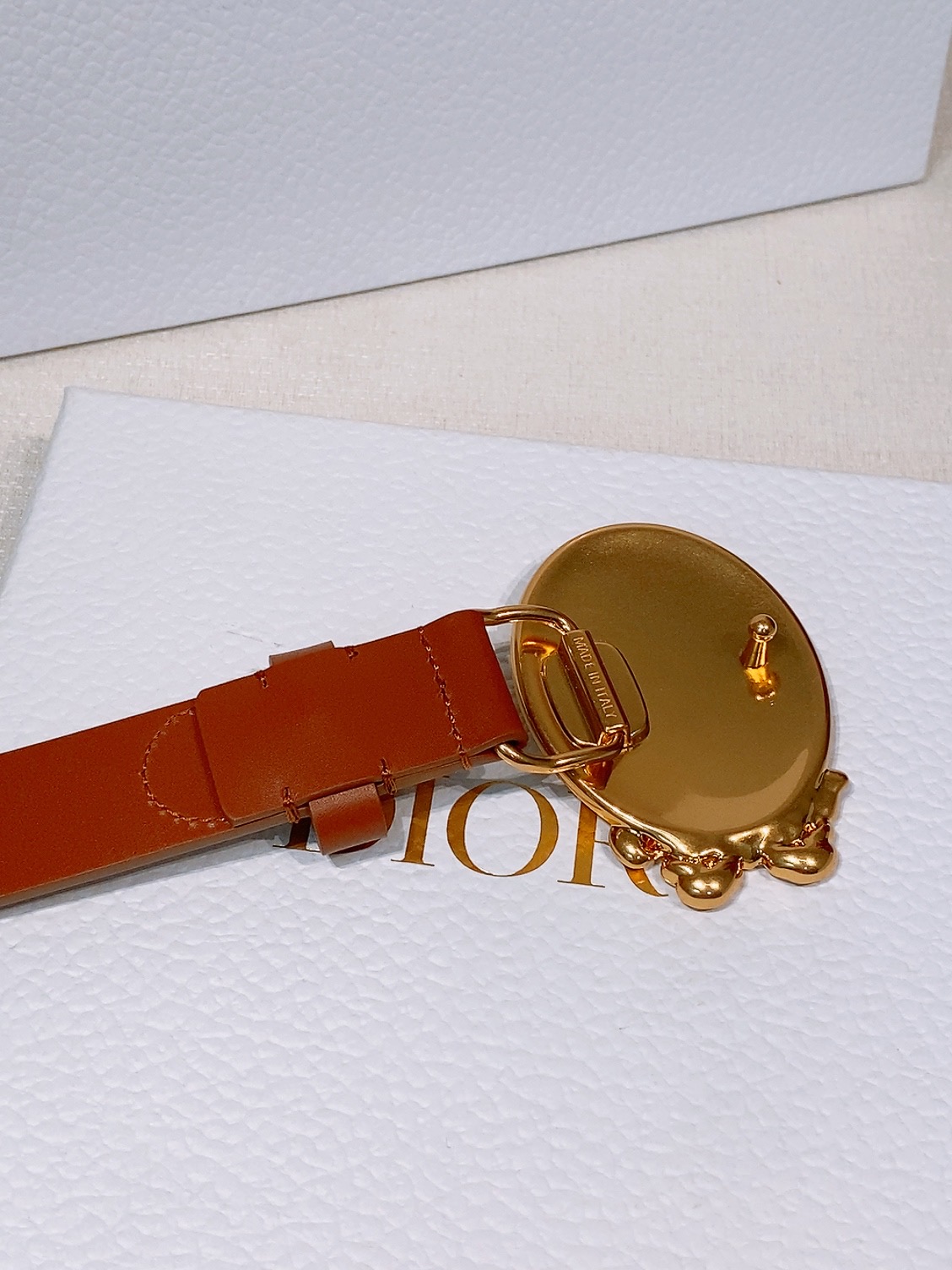 - Look Book Christian Dior 2026椭圆型蝴蝶结腰带 古董感好强!重新诠释Di - Look Book Christian Dior 2026椭圆型蝴蝶结腰带 古董感好强!重新诠释Di