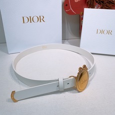 - Look Book Christian Dior 2026椭圆型蝴蝶结腰带 古董感好强!重新诠释Di - Look Book Christian Dior 2026椭圆型蝴蝶结腰带 古董感好强!重新诠释Di
